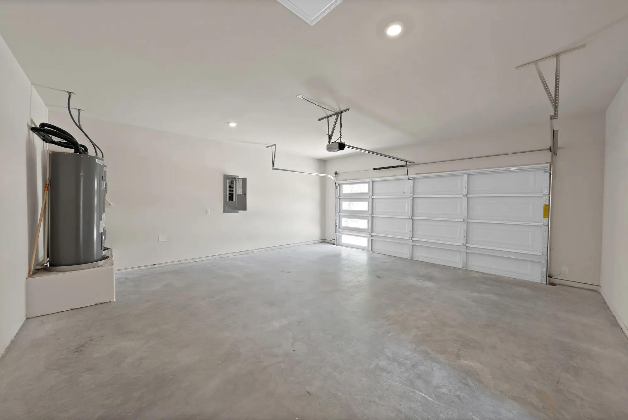Single Family Residence For Sale in Hood County , 5021 Enchanted Court, Granbury, Texas 76048, 4 Bedroom, 4 Bathroom, 2 Garage spaces, 2,536 Sqft, built in 2026, mls#21377926, Real Estate Agent in Granbury, Homes For Sale in Hood county, Homes For Sale in Granbury, Realtor in Granbury Texas, Real Estate Brokerage Independent Realty Texas, Luminita Cordes Realtor