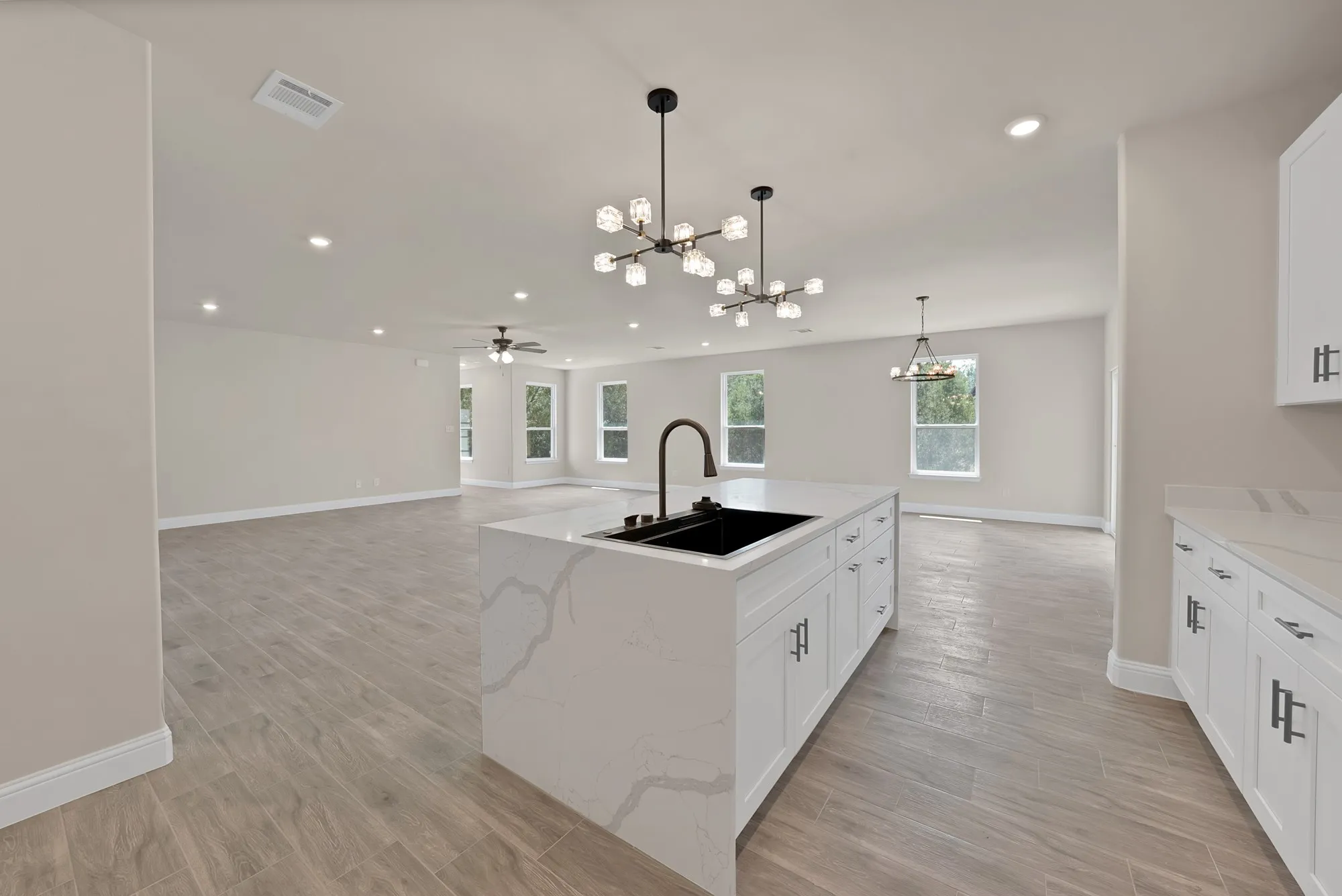 Single Family Residence For Sale in Hood County , 5021 Enchanted Court, Granbury, Texas 76048, 4 Bedroom, 4 Bathroom, 2 Garage spaces, 2,536 Sqft, built in 2026, mls#21377926, Real Estate Agent in Granbury, Homes For Sale in Hood county, Homes For Sale in Granbury, Realtor in Granbury Texas, Real Estate Brokerage Independent Realty Texas, Luminita Cordes Realtor