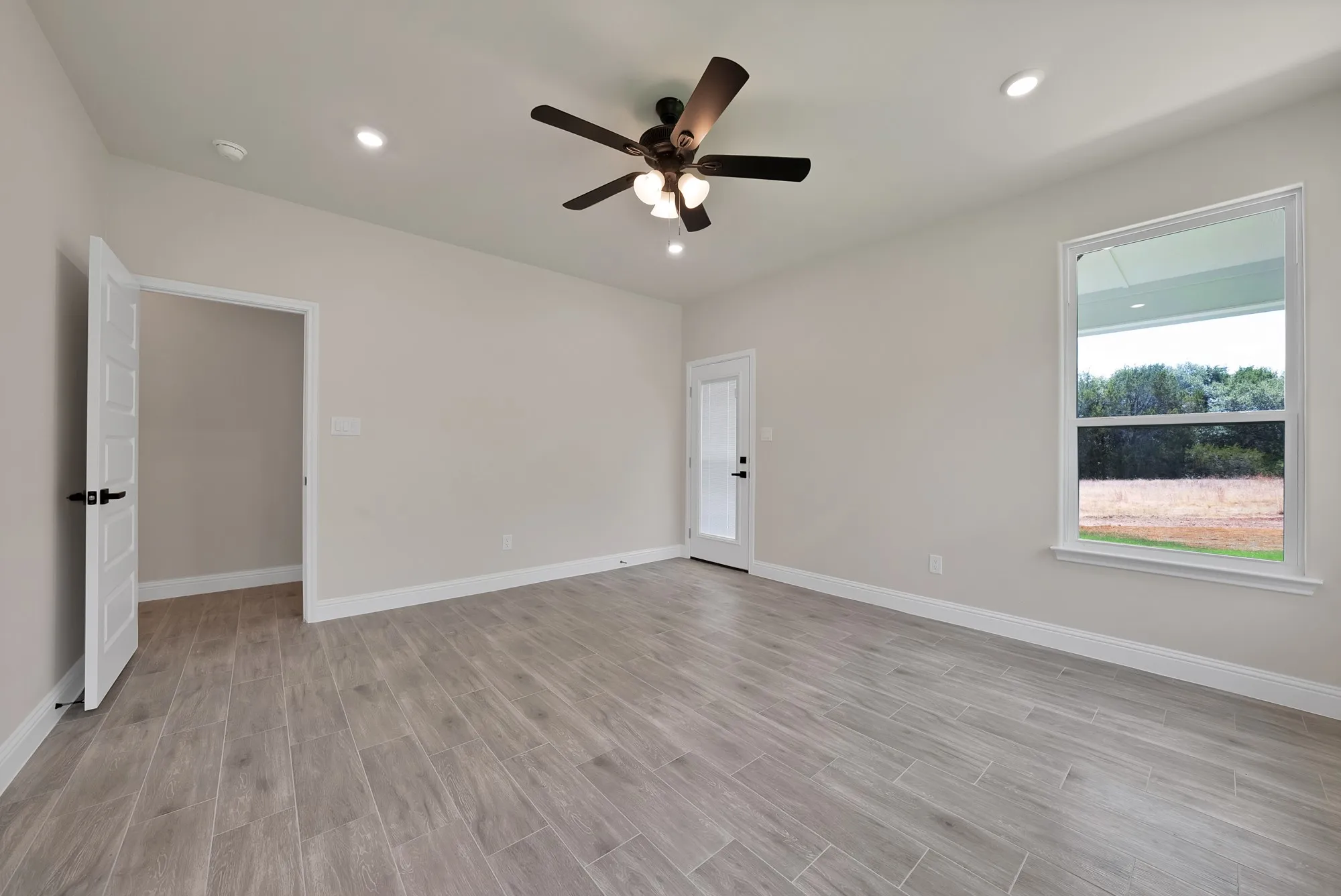 Single Family Residence For Sale in Hood County , 5021 Enchanted Court, Granbury, Texas 76048, 4 Bedroom, 4 Bathroom, 2 Garage spaces, 2,536 Sqft, built in 2026, mls#21377926, Real Estate Agent in Granbury, Homes For Sale in Hood county, Homes For Sale in Granbury, Realtor in Granbury Texas, Real Estate Brokerage Independent Realty Texas, Luminita Cordes Realtor