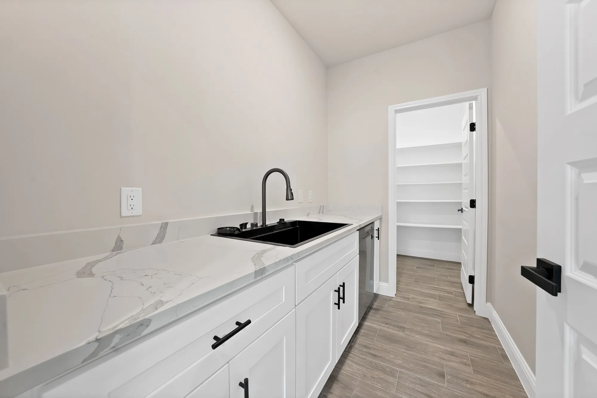 Single Family Residence For Sale in Hood County , 5021 Enchanted Court, Granbury, Texas 76048, 4 Bedroom, 4 Bathroom, 2 Garage spaces, 2,536 Sqft, built in 2026, mls#21377926, Real Estate Agent in Granbury, Homes For Sale in Hood county, Homes For Sale in Granbury, Realtor in Granbury Texas, Real Estate Brokerage Independent Realty Texas, Luminita Cordes Realtor