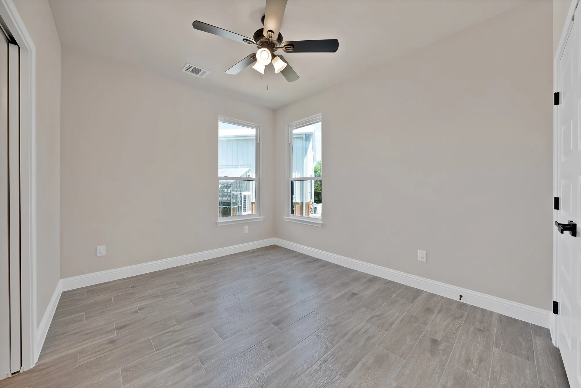 Single Family Residence For Sale in Hood County , 5021 Enchanted Court, Granbury, Texas 76048, 4 Bedroom, 4 Bathroom, 2 Garage spaces, 2,536 Sqft, built in 2026, mls#21377926, Real Estate Agent in Granbury, Homes For Sale in Hood county, Homes For Sale in Granbury, Realtor in Granbury Texas, Real Estate Brokerage Independent Realty Texas, Luminita Cordes Realtor