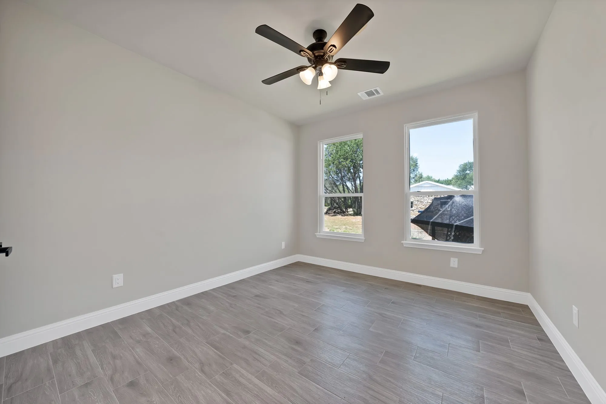 Single Family Residence For Sale in Hood County , 5021 Enchanted Court, Granbury, Texas 76048, 4 Bedroom, 4 Bathroom, 2 Garage spaces, 2,536 Sqft, built in 2026, mls#21377926, Real Estate Agent in Granbury, Homes For Sale in Hood county, Homes For Sale in Granbury, Realtor in Granbury Texas, Real Estate Brokerage Independent Realty Texas, Luminita Cordes Realtor