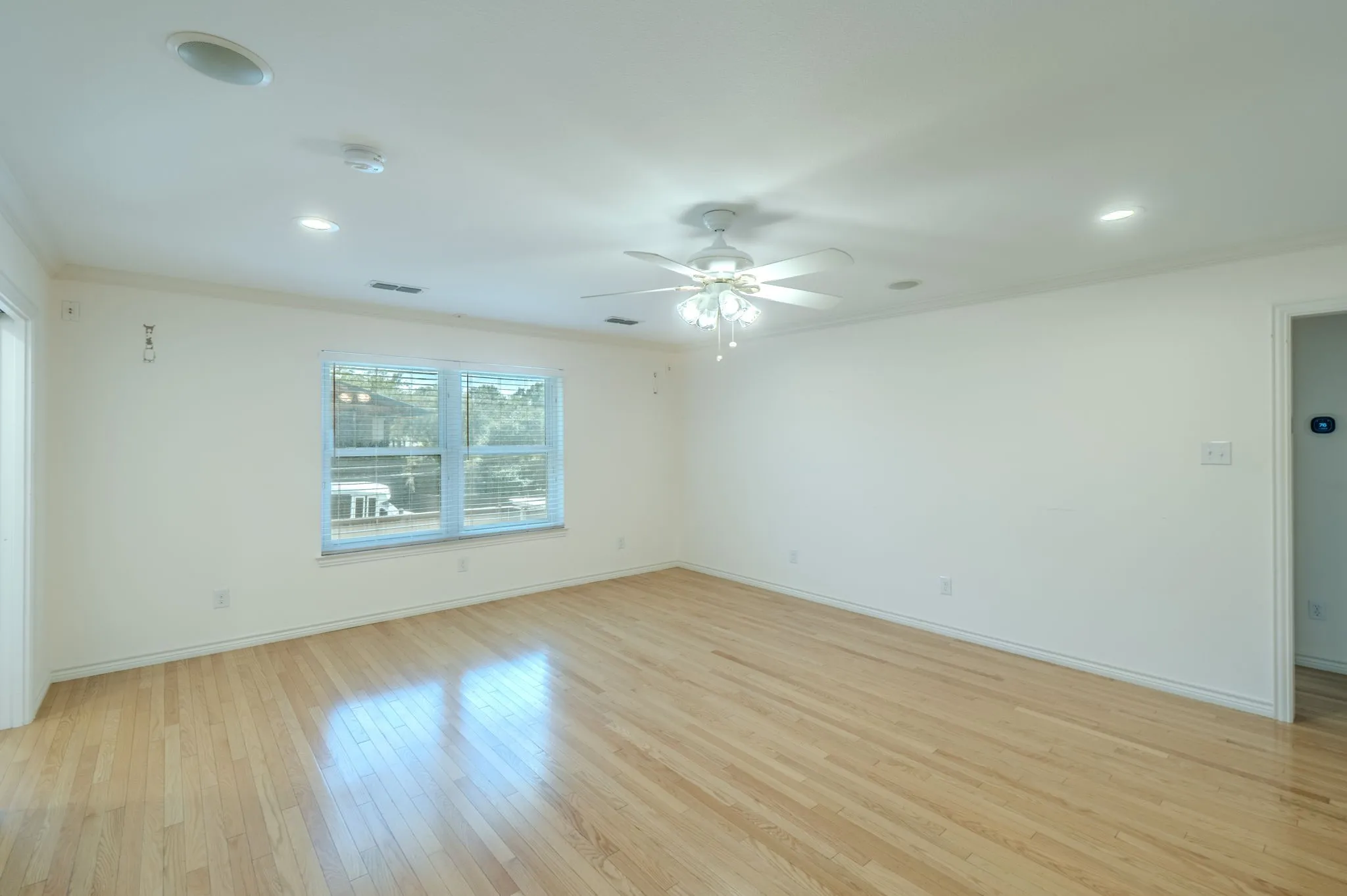 Second Floor LA