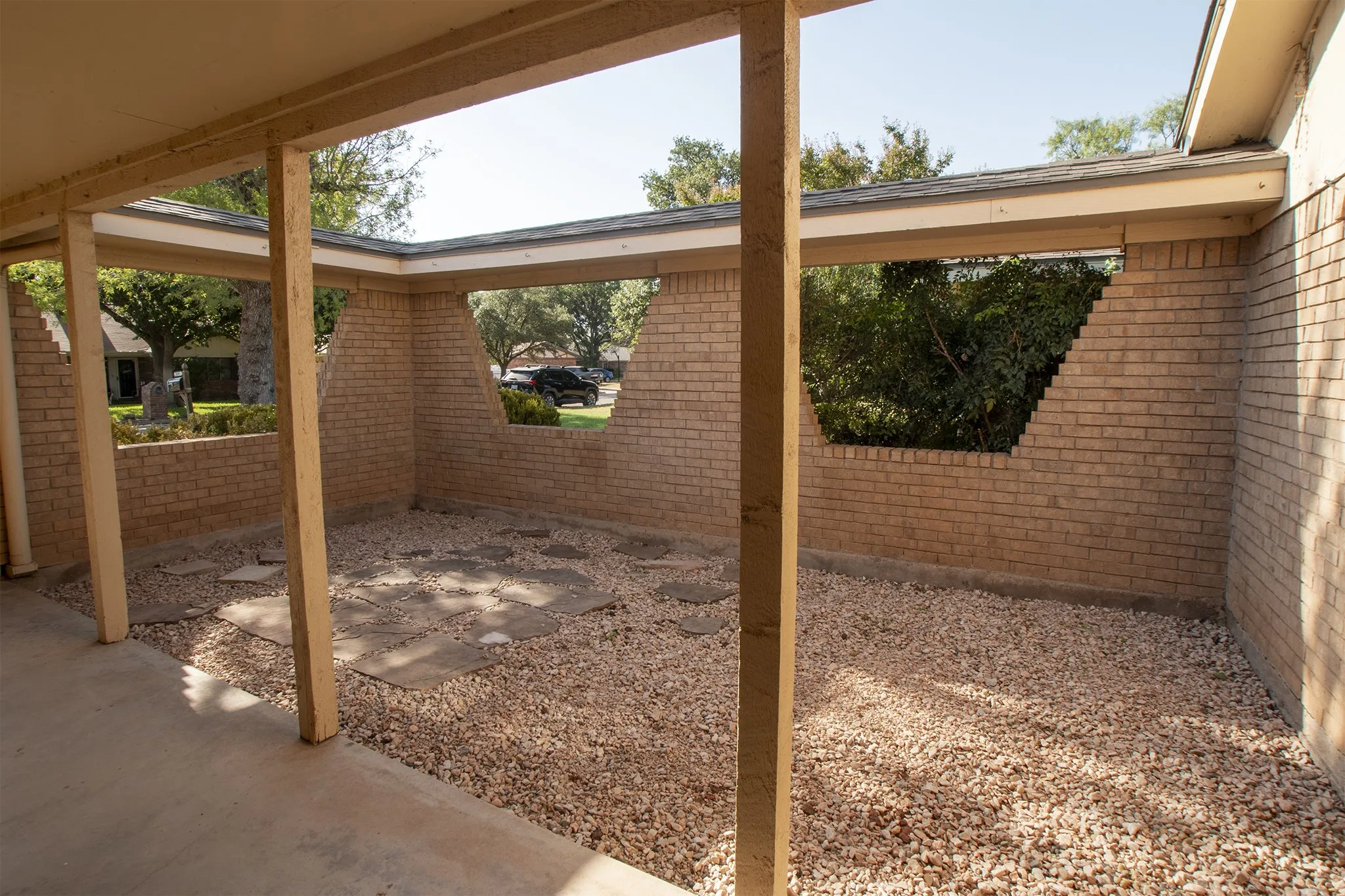 A blank slate for your creative outdoor space dreams