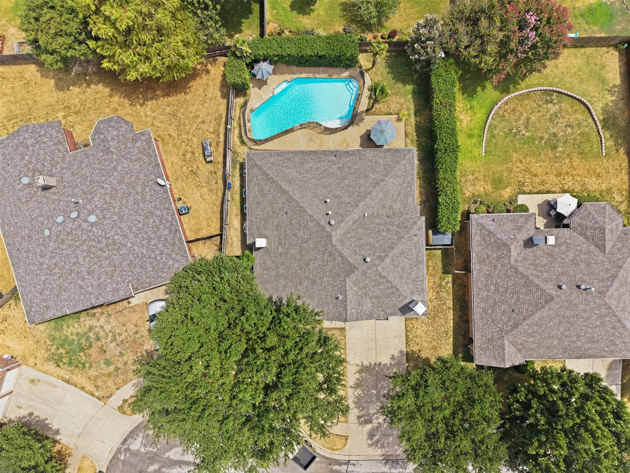 Single Family Residence For Sale in Tarrant County , 5004 Ridgefield Court, Arlington, Texas 76017, 4 Bedroom, 3 Bathroom, 2 Garage spaces, 2,295 Sqft, built in 1997, mls#21378177, Real Estate Agent in Arlington, Homes For Sale in Tarrant county, Homes For Sale in Arlington, Realtor in Arlington Texas, Real Estate Brokerage Independent Realty Texas, Luminita Cordes Realtor