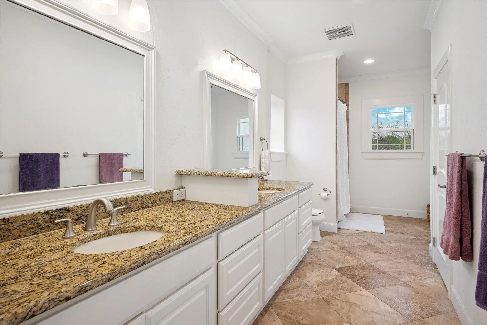 Single Family Residence For Rent in Dallas County , 5909 Goliad Avenue, Dallas, Texas 75206, 4 Bedroom, 5 Bathroom, 3 Garage spaces, 4,805 Sqft, built in 1929, mls#21379104, Real Estate Agent in Dallas, Homes For Rent in Dallas county, Homes For Rent in Dallas, Realtor in Dallas Texas, Real Estate Brokerage Independent Realty Texas, Luminita Cordes Realtor