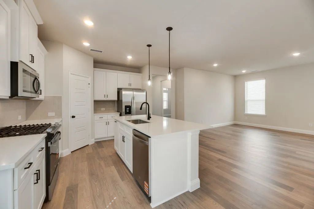 Single Family Residence For Sale in Collin County , 3120 Buckeye Street, Celina, Texas 75009, 3 Bedroom, 2 Bathroom, 2 Garage spaces, 1,663 Sqft, built in 2026, mls#21376947, Real Estate Agent in Celina, Homes For Sale in Collin county, Homes For Sale in Celina, Realtor in Celina Texas, Real Estate Brokerage Independent Realty Texas, Luminita Cordes Realtor