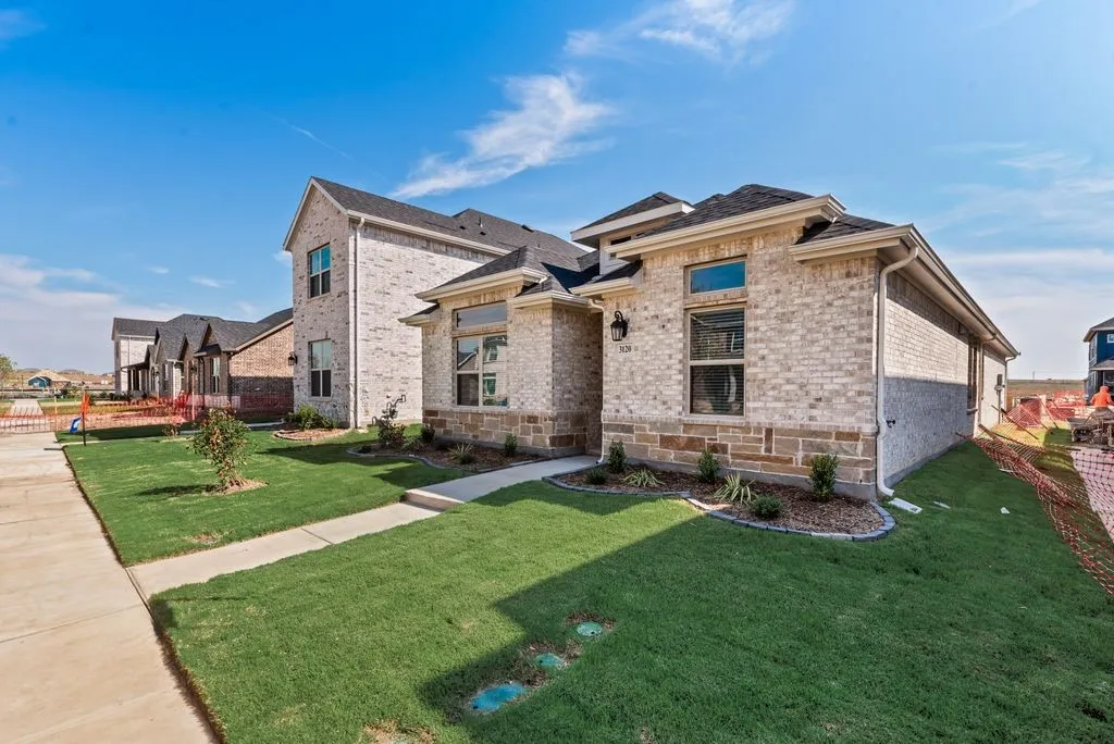 Single Family Residence For Sale in Collin County , 3120 Buckeye Street, Celina, Texas 75009, 3 Bedroom, 2 Bathroom, 2 Garage spaces, 1,663 Sqft, built in 2026, mls#21376947, Real Estate Agent in Celina, Homes For Sale in Collin county, Homes For Sale in Celina, Realtor in Celina Texas, Real Estate Brokerage Independent Realty Texas, Luminita Cordes Realtor