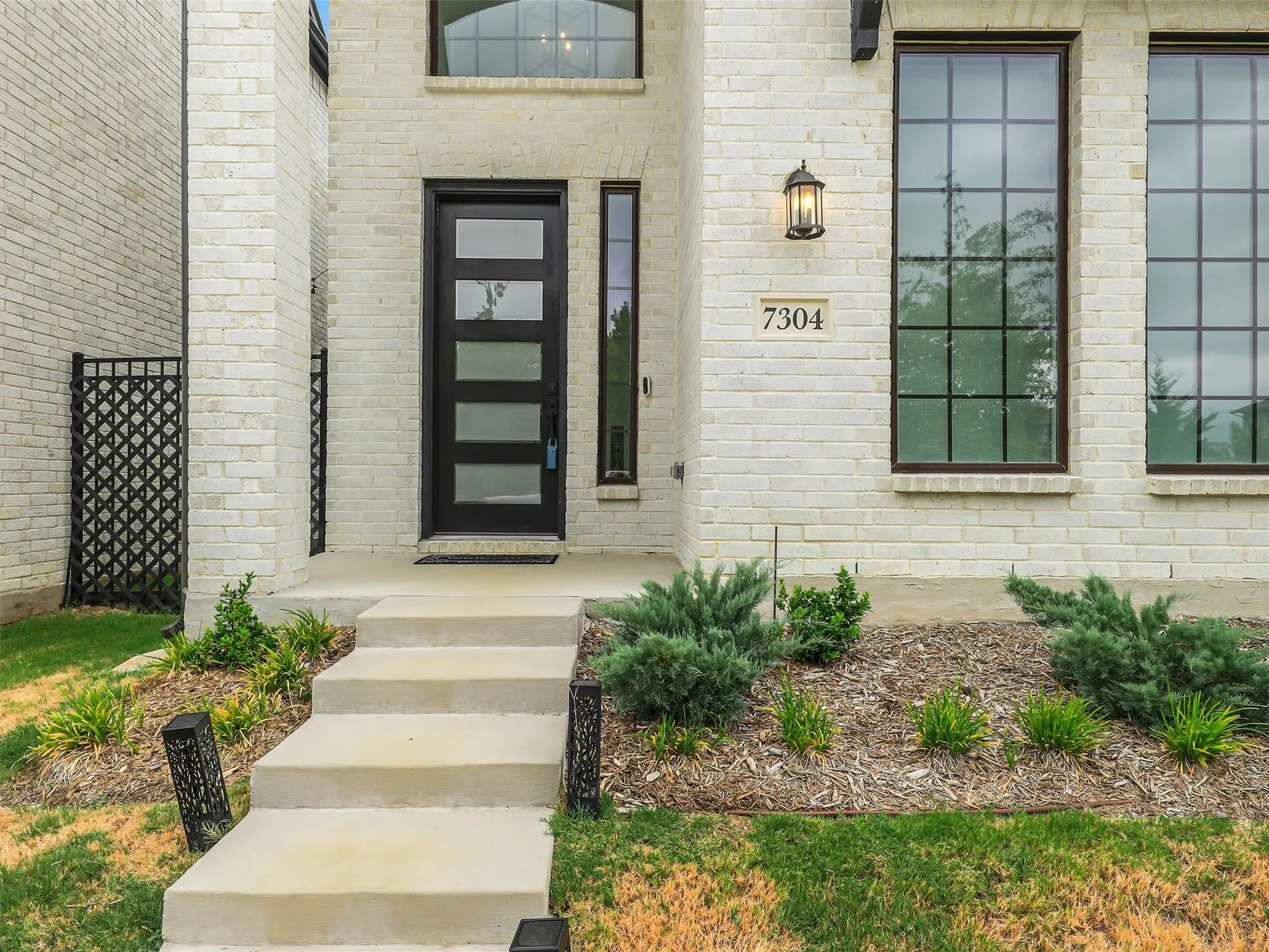 Single Family Residence For Sale in Collin County , 7304 Endeavor Lane, Mc Kinney, Texas 75070, 4 Bedroom, 3 Bathroom, 2 Garage spaces, 2,676 Sqft, built in 2024, mls#21377898, Real Estate Agent in Mc Kinney, Homes For Sale in Collin county, Homes For Sale in Mc Kinney, Realtor in Mc Kinney Texas, Real Estate Brokerage Independent Realty Texas, Luminita Cordes Realtor