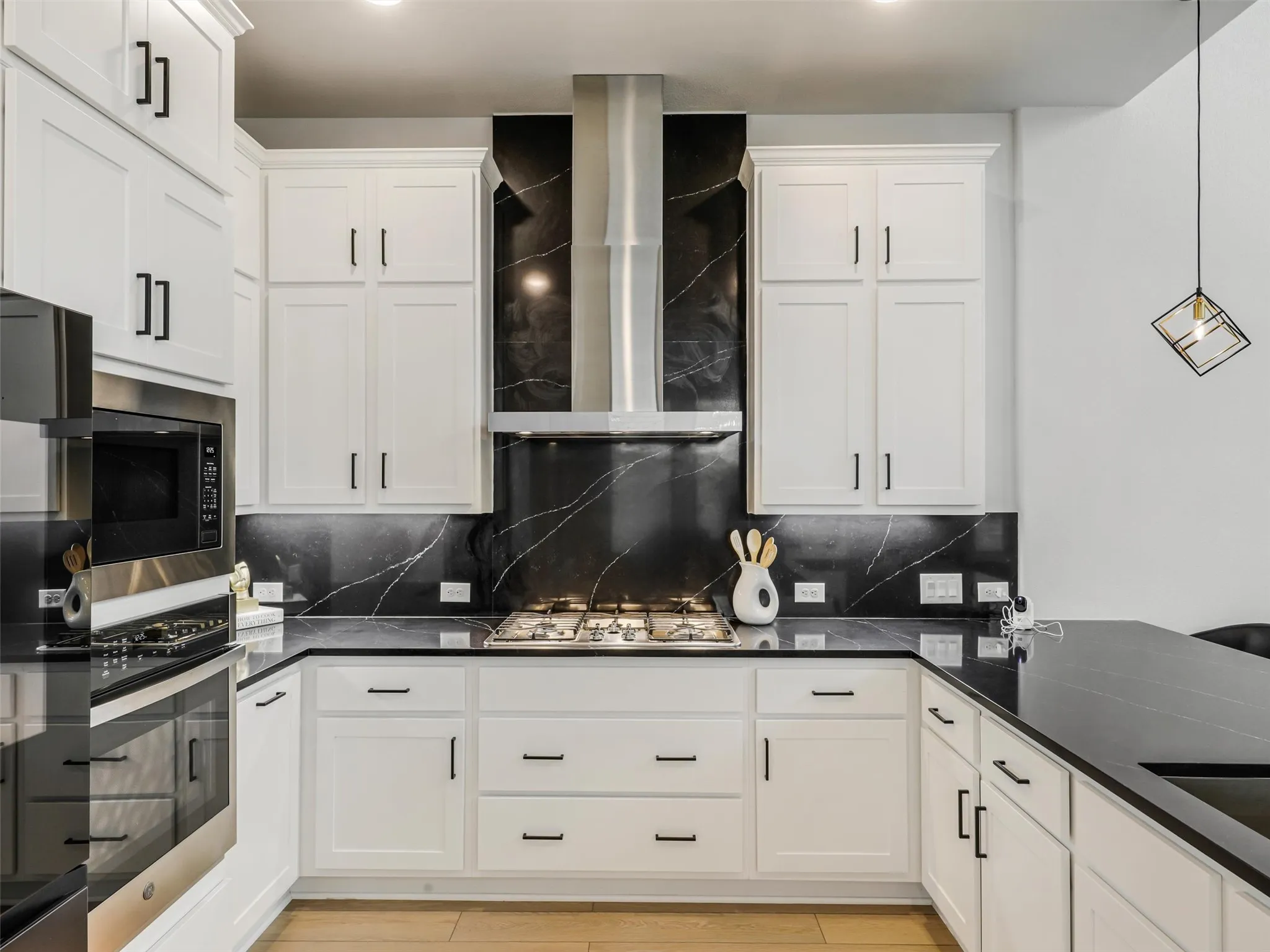 Single Family Residence For Sale in Collin County , 7304 Endeavor Lane, Mc Kinney, Texas 75070, 4 Bedroom, 3 Bathroom, 2 Garage spaces, 2,676 Sqft, built in 2024, mls#21377898, Real Estate Agent in Mc Kinney, Homes For Sale in Collin county, Homes For Sale in Mc Kinney, Realtor in Mc Kinney Texas, Real Estate Brokerage Independent Realty Texas, Luminita Cordes Realtor