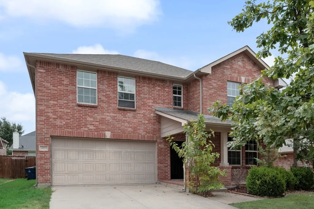 Single Family Residence For Rent in Collin County , 13072 Sewanee Drive, Frisco, Texas 75035, 4 Bedroom, 3 Bathroom, 2 Garage spaces, 2,617 Sqft, built in 2011, mls#21379095, Real Estate Agent in Frisco, Homes For Rent in Collin county, Homes For Rent in Frisco, Realtor in Frisco Texas, Real Estate Brokerage Independent Realty Texas, Luminita Cordes Realtor