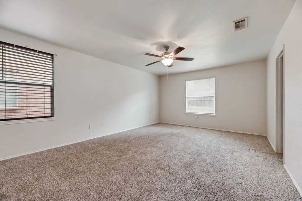 Single Family Residence For Rent in Collin County , 13072 Sewanee Drive, Frisco, Texas 75035, 4 Bedroom, 3 Bathroom, 2 Garage spaces, 2,617 Sqft, built in 2011, mls#21379095, Real Estate Agent in Frisco, Homes For Rent in Collin county, Homes For Rent in Frisco, Realtor in Frisco Texas, Real Estate Brokerage Independent Realty Texas, Luminita Cordes Realtor