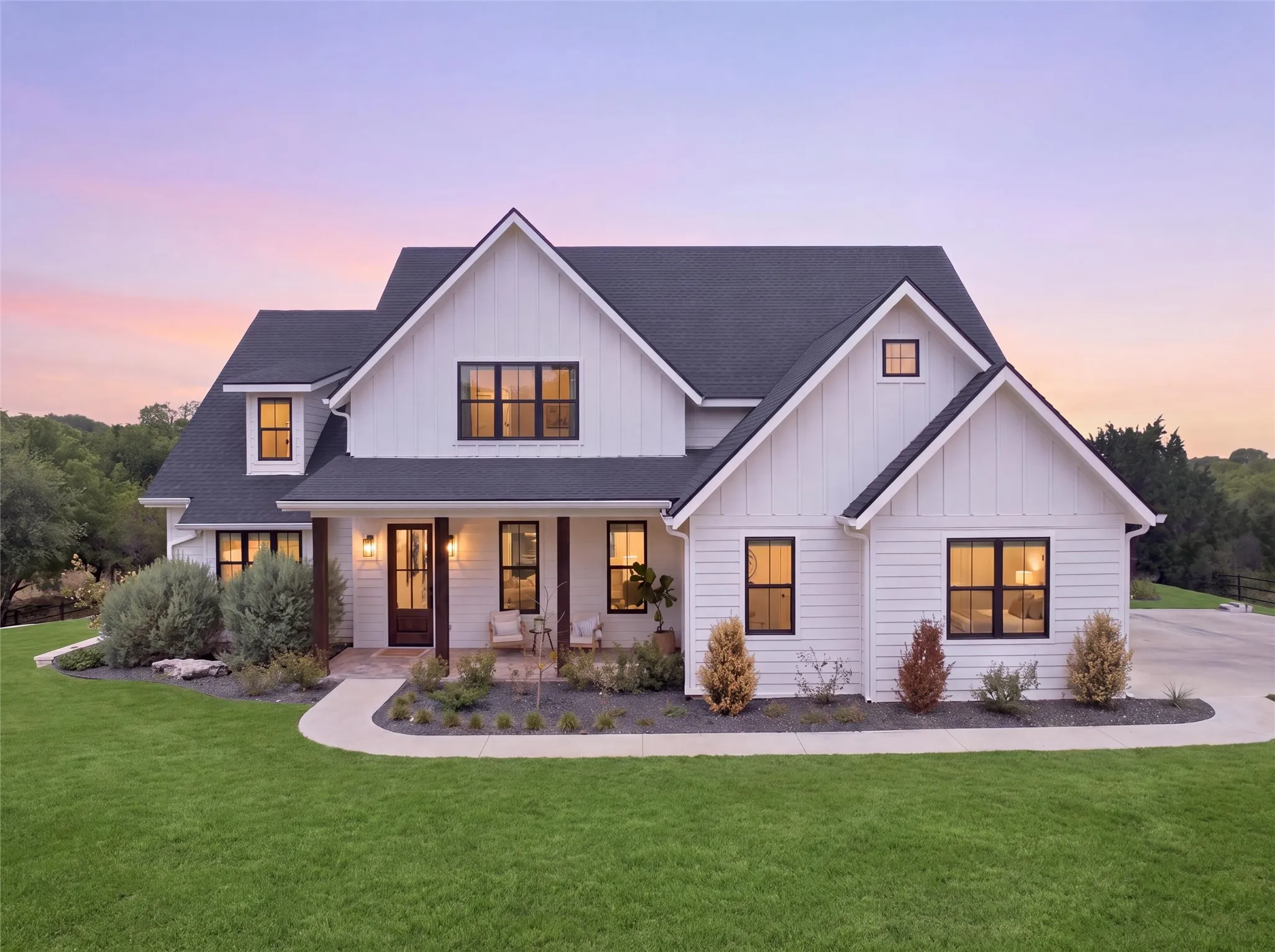 Single Family Residence For Sale in Mc Lennan County , 1065 Whispering Oaks, China Spring, Texas 76633, 6 Bedroom, 5 Bathroom, 2 Garage spaces, 3,449 Sqft, built in 2022, mls#21378936, Real Estate Agent in China Spring, Homes For Sale in Mc Lennan county, Homes For Sale in China Spring, Realtor in China Spring Texas, Real Estate Brokerage Independent Realty Texas, Luminita Cordes Realtor