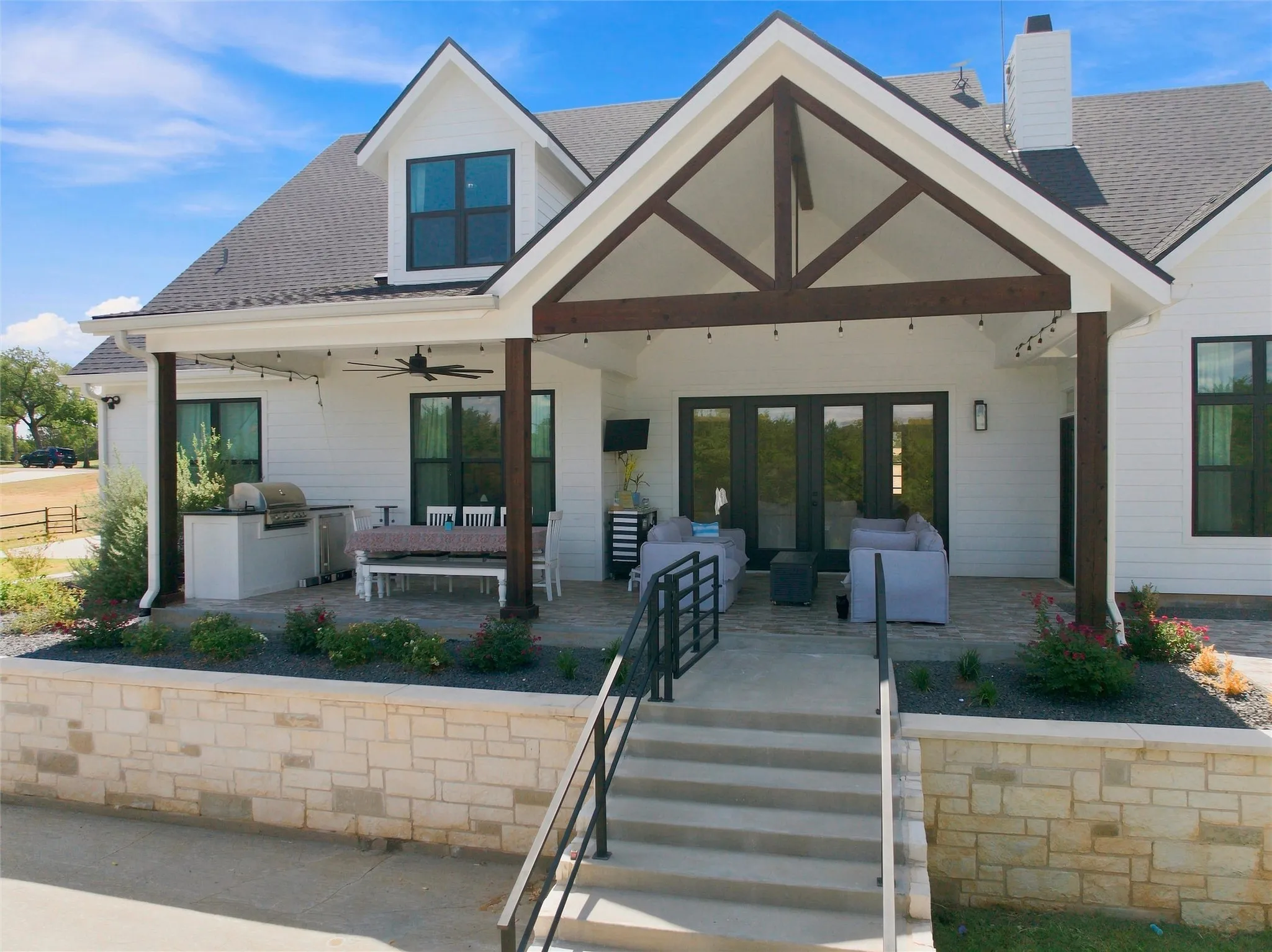Single Family Residence For Sale in Mc Lennan County , 1065 Whispering Oaks, China Spring, Texas 76633, 6 Bedroom, 5 Bathroom, 2 Garage spaces, 3,449 Sqft, built in 2022, mls#21378936, Real Estate Agent in China Spring, Homes For Sale in Mc Lennan county, Homes For Sale in China Spring, Realtor in China Spring Texas, Real Estate Brokerage Independent Realty Texas, Luminita Cordes Realtor