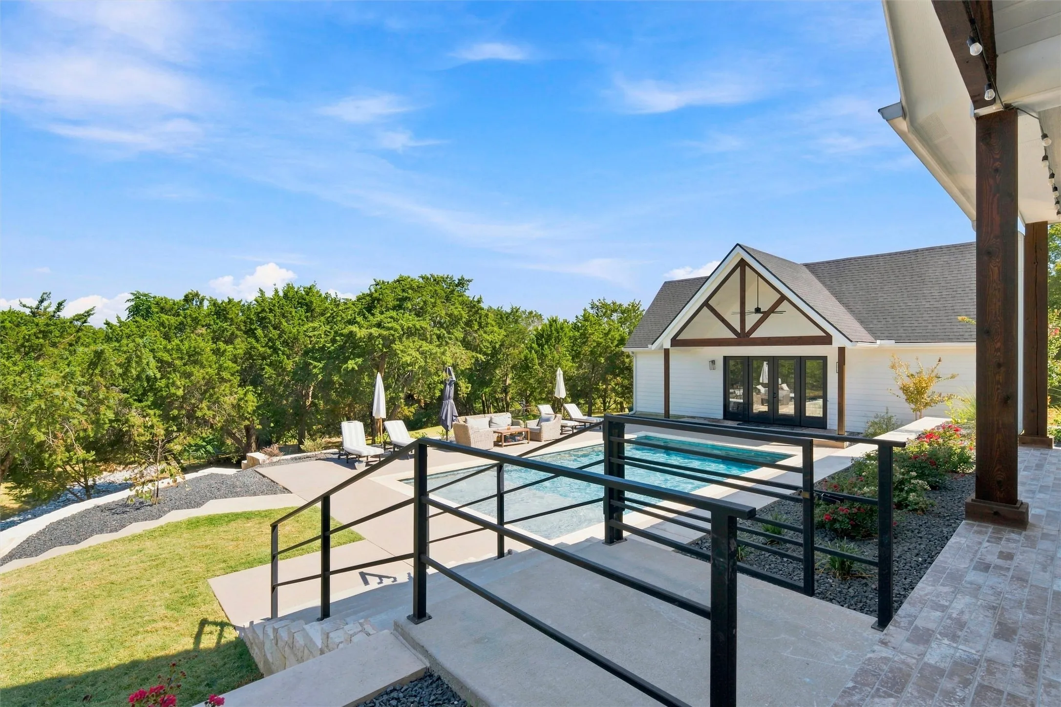 Single Family Residence For Sale in Mc Lennan County , 1065 Whispering Oaks, China Spring, Texas 76633, 6 Bedroom, 5 Bathroom, 2 Garage spaces, 3,449 Sqft, built in 2022, mls#21378936, Real Estate Agent in China Spring, Homes For Sale in Mc Lennan county, Homes For Sale in China Spring, Realtor in China Spring Texas, Real Estate Brokerage Independent Realty Texas, Luminita Cordes Realtor