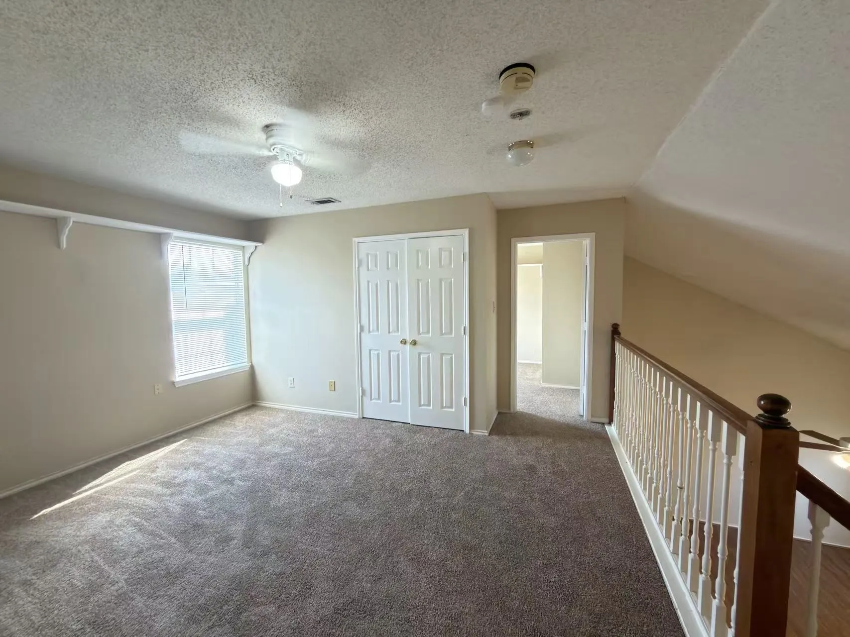 Single Family Residence For Rent in Dallas County , 2918 Lake Valley Drive, Garland, Texas 75040, 4 Bedroom, 2 Bathroom, 2 Garage spaces, 1,890 Sqft, built in 1989, mls#21376593, Real Estate Agent in Garland, Homes For Rent in Dallas county, Homes For Rent in Garland, Realtor in Garland Texas, Real Estate Brokerage Independent Realty Texas, Luminita Cordes Realtor