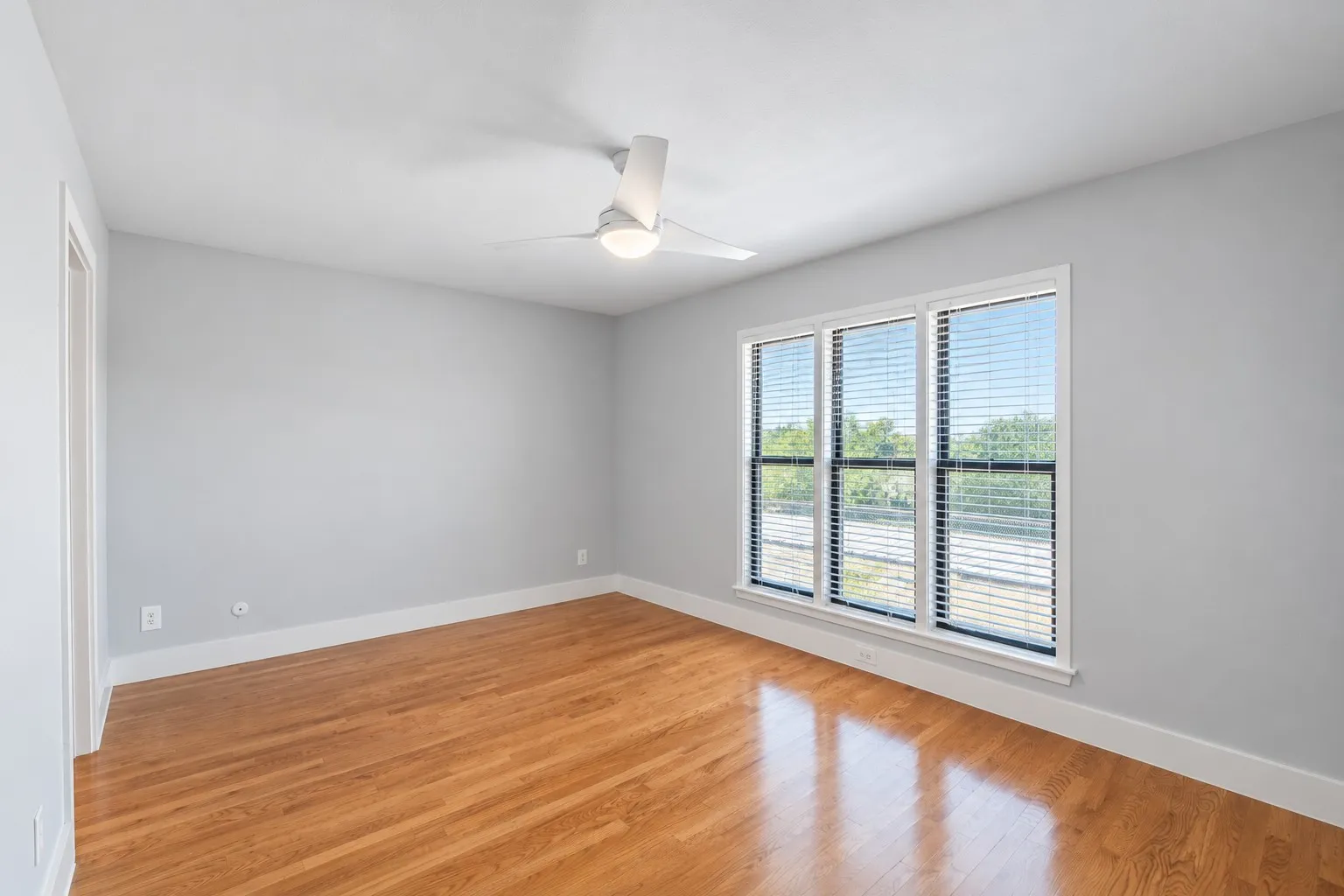 Condominium For Rent in Dallas County , 10727 Villager Road C, Dallas, Texas 75230, 2 Bedroom, 2 Bathroom, Garage spaces, 1,444 Sqft, built in 1969, mls#21378798, Real Estate Agent in Dallas, Homes For Rent in Dallas county, Homes For Rent in Dallas, Realtor in Dallas Texas, Real Estate Brokerage Independent Realty Texas, Luminita Cordes Realtor
