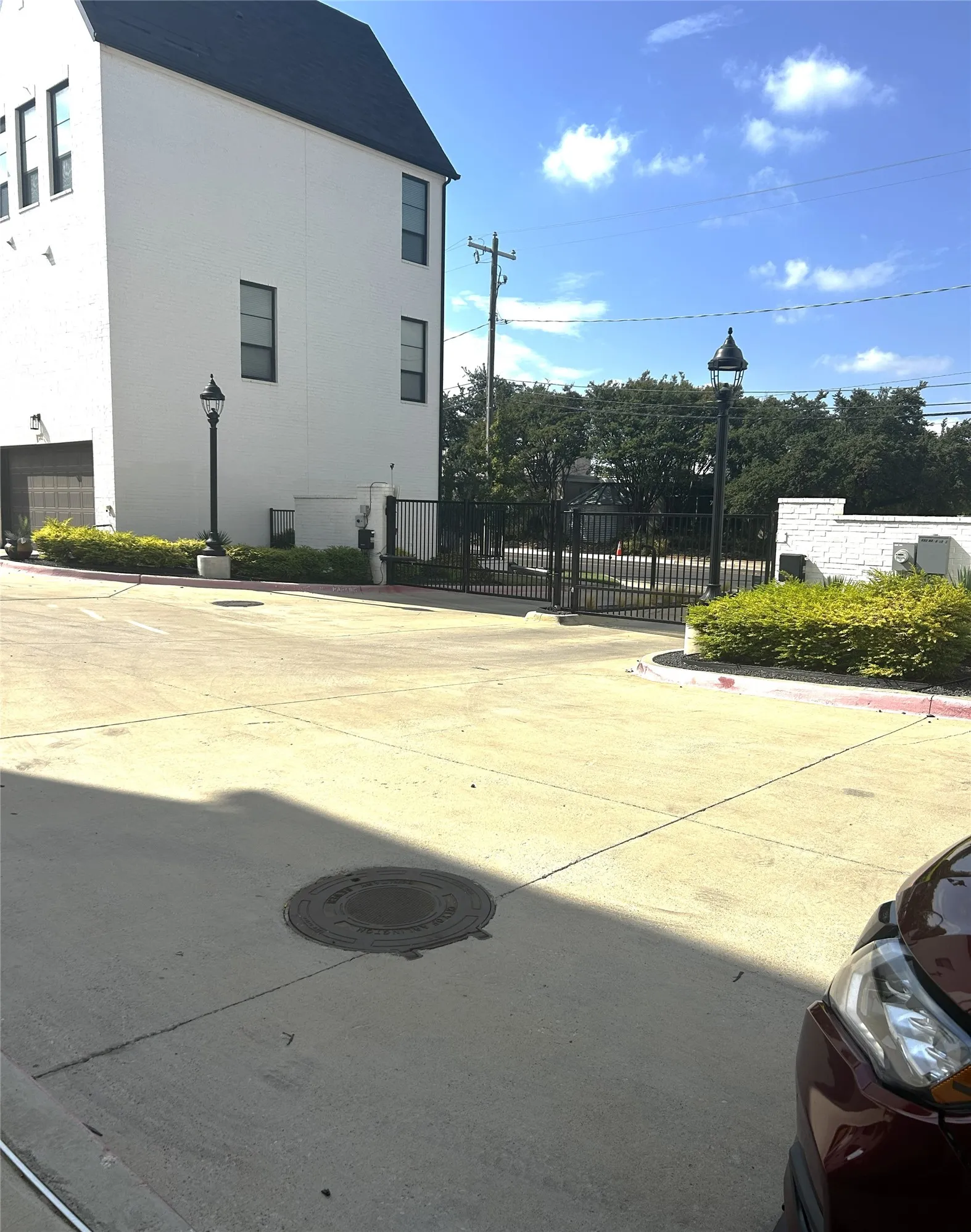 Entry gate