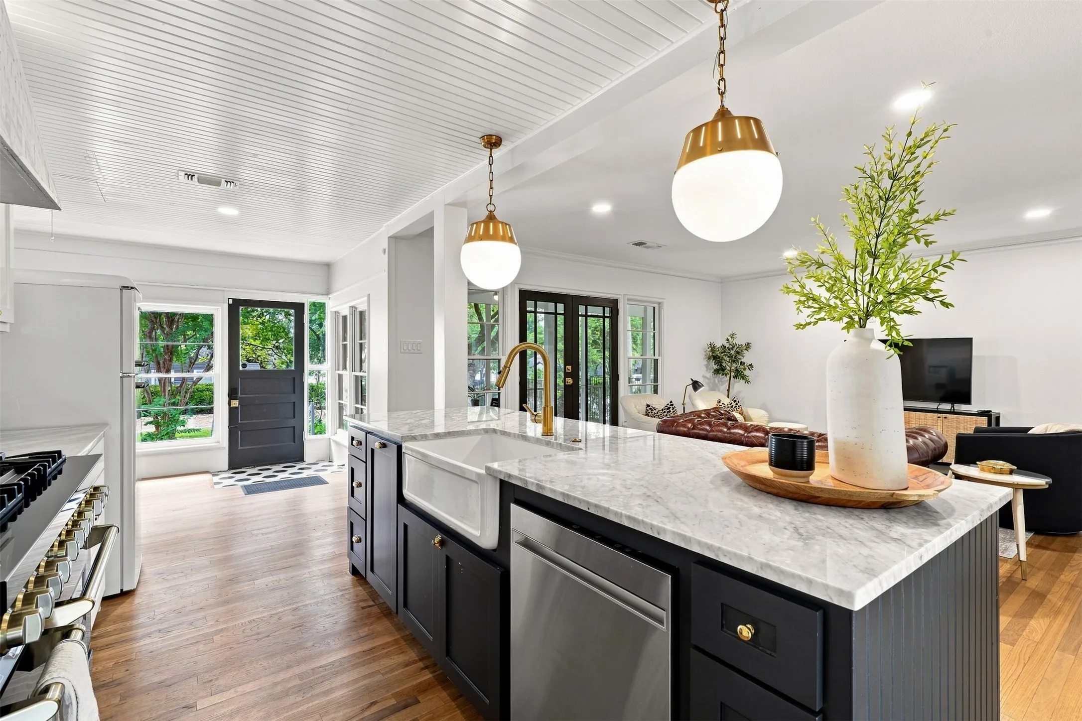 Every detail has been carefully curated to create a sophisticated culinary space that feels both elevated and inviting—perfectly designed for entertaining and everyday living.