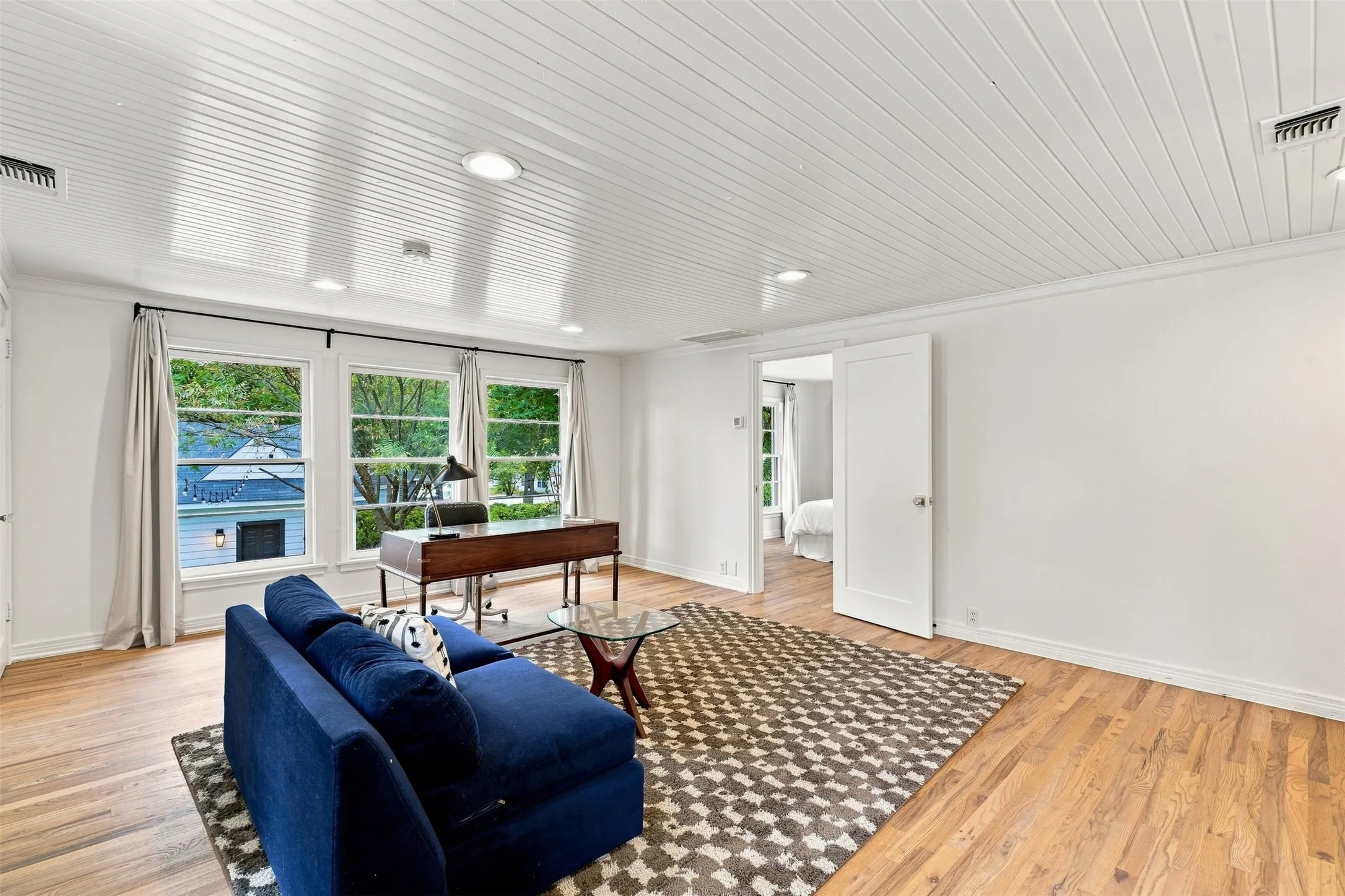 Guest Quarters is positioned for privacy while still providing convenient access to the main residence.