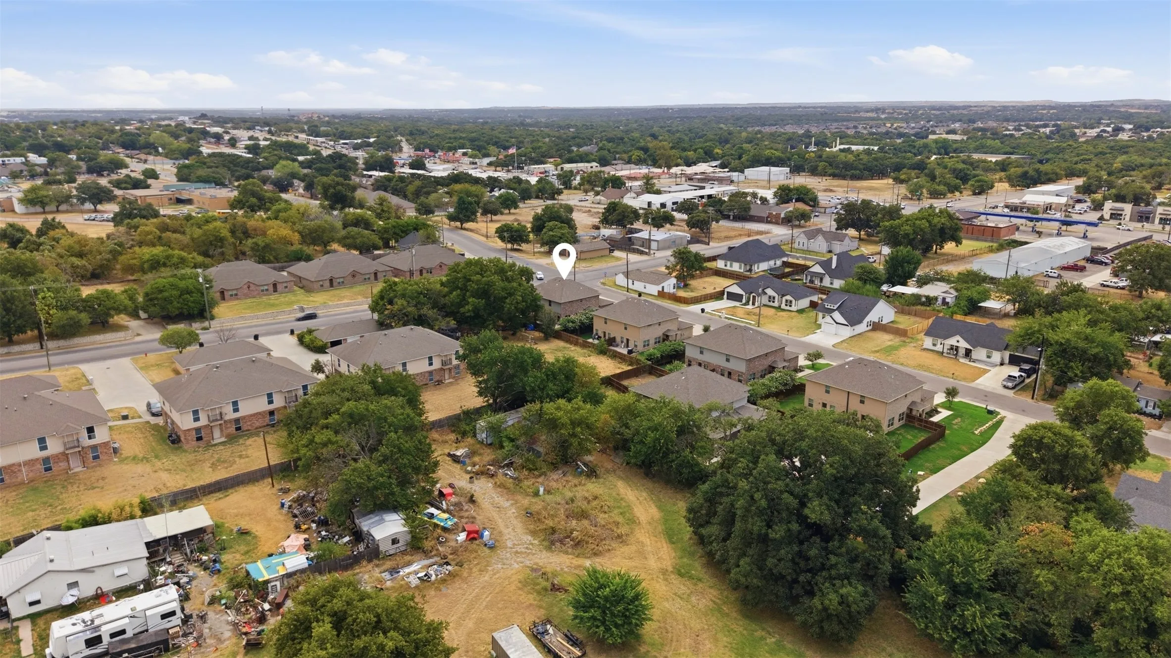 Townhouse For Rent in Parker County , 809 Jameson Street, Weatherford, Texas 76086, 3 Bedroom, 3 Bathroom, 2 Garage spaces, 1,505 Sqft, built in 2020, mls#21379102, Real Estate Agent in Weatherford, Homes For Rent in Parker county, Homes For Rent in Weatherford, Realtor in Weatherford Texas, Real Estate Brokerage Independent Realty Texas, Luminita Cordes Realtor