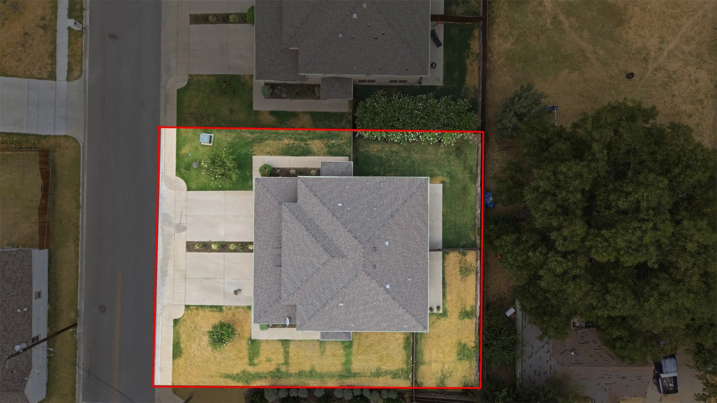 Townhouse For Rent in Parker County , 809 Jameson Street, Weatherford, Texas 76086, 3 Bedroom, 3 Bathroom, 2 Garage spaces, 1,505 Sqft, built in 2020, mls#21379102, Real Estate Agent in Weatherford, Homes For Rent in Parker county, Homes For Rent in Weatherford, Realtor in Weatherford Texas, Real Estate Brokerage Independent Realty Texas, Luminita Cordes Realtor