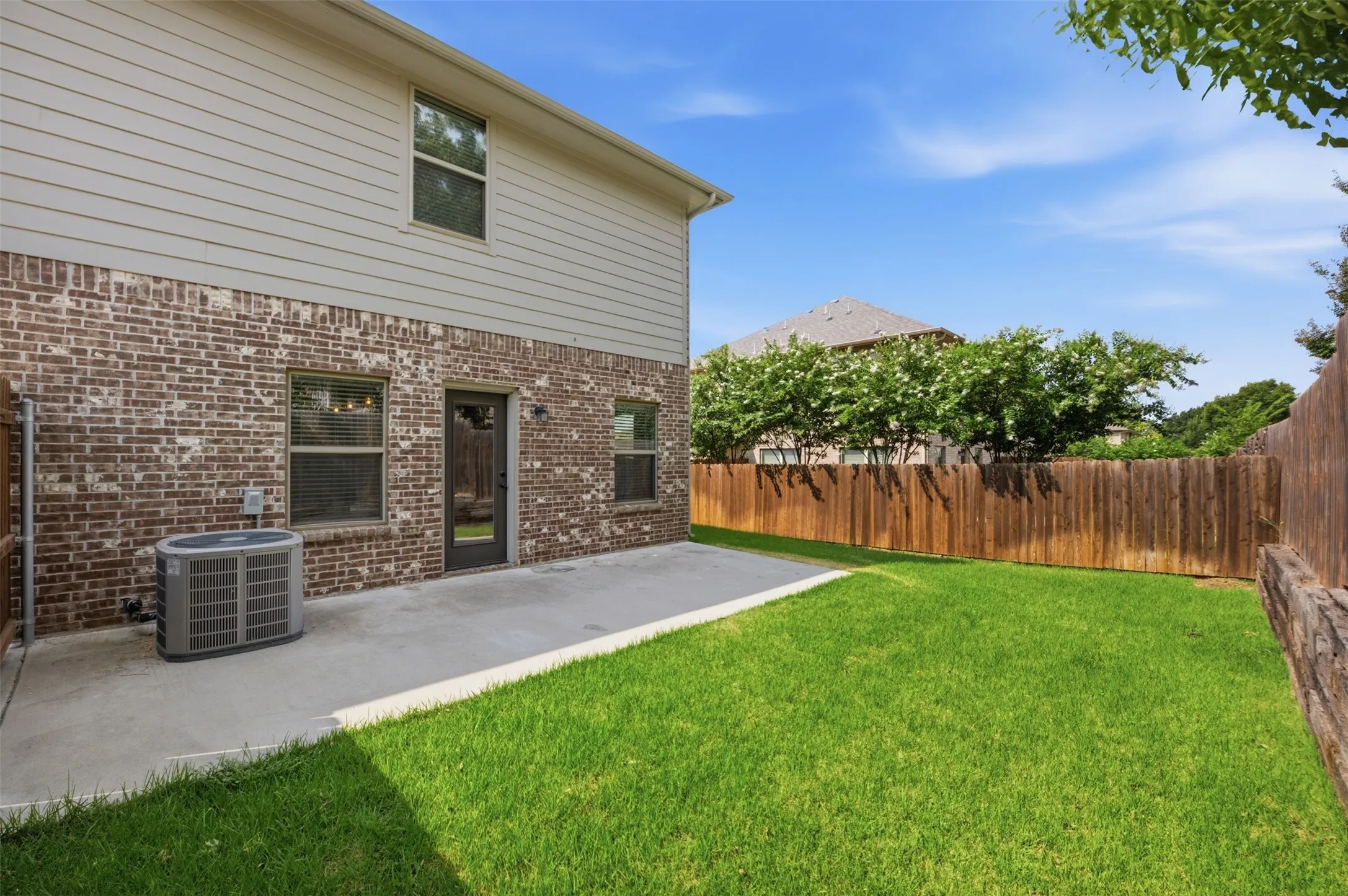Townhouse For Rent in Parker County , 809 Jameson Street, Weatherford, Texas 76086, 3 Bedroom, 3 Bathroom, 2 Garage spaces, 1,505 Sqft, built in 2020, mls#21379102, Real Estate Agent in Weatherford, Homes For Rent in Parker county, Homes For Rent in Weatherford, Realtor in Weatherford Texas, Real Estate Brokerage Independent Realty Texas, Luminita Cordes Realtor