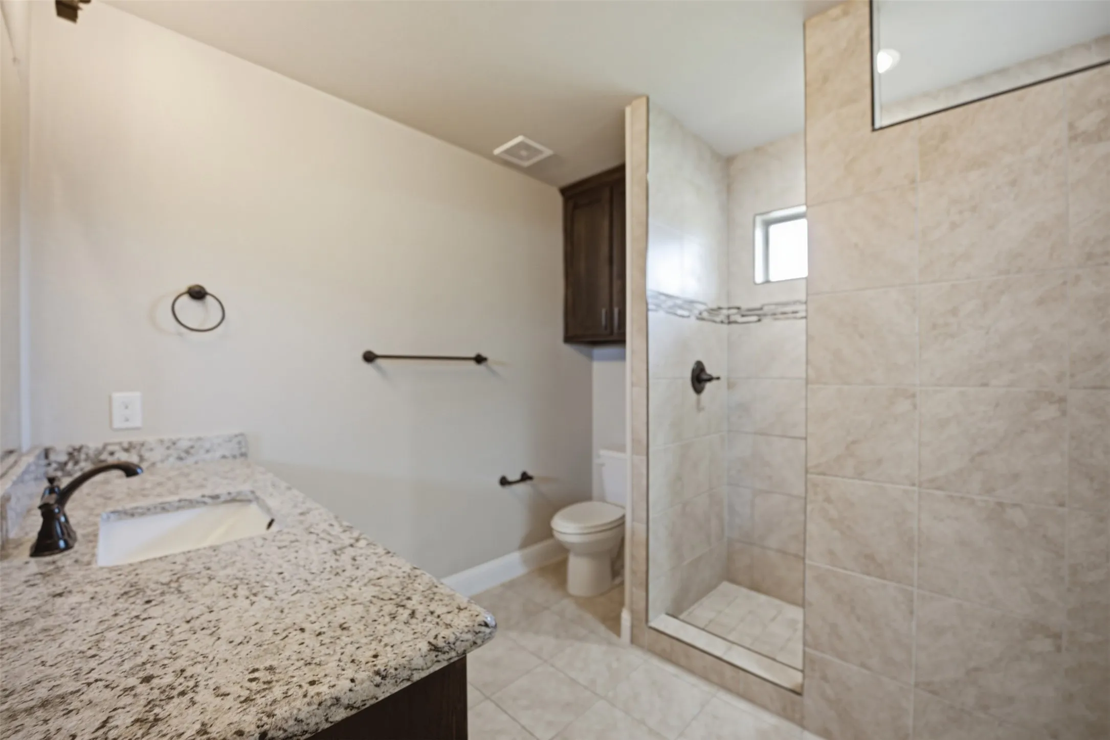 Townhouse For Rent in Parker County , 809 Jameson Street, Weatherford, Texas 76086, 3 Bedroom, 3 Bathroom, 2 Garage spaces, 1,505 Sqft, built in 2020, mls#21379102, Real Estate Agent in Weatherford, Homes For Rent in Parker county, Homes For Rent in Weatherford, Realtor in Weatherford Texas, Real Estate Brokerage Independent Realty Texas, Luminita Cordes Realtor
