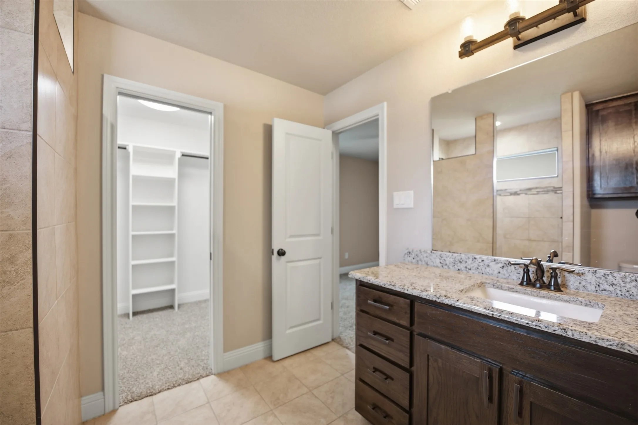 Townhouse For Rent in Parker County , 809 Jameson Street, Weatherford, Texas 76086, 3 Bedroom, 3 Bathroom, 2 Garage spaces, 1,505 Sqft, built in 2020, mls#21379102, Real Estate Agent in Weatherford, Homes For Rent in Parker county, Homes For Rent in Weatherford, Realtor in Weatherford Texas, Real Estate Brokerage Independent Realty Texas, Luminita Cordes Realtor