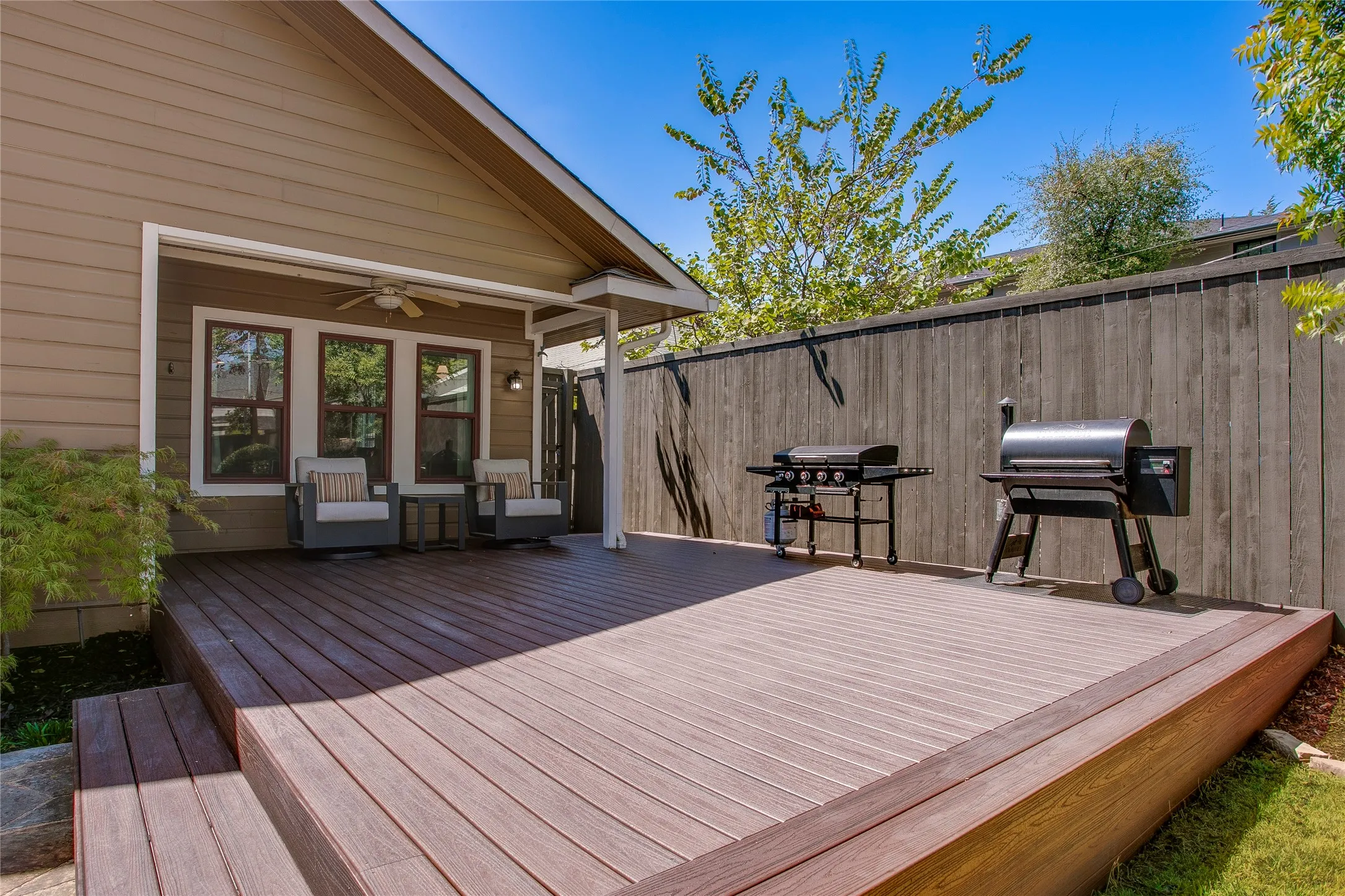 Single Family Residence For Sale in Dallas County , 6019 Goliad Avenue, Dallas, Texas 75206, 3 Bedroom, 2 Bathroom, 2 Garage spaces, 2,206 Sqft, built in 1923, mls#21378788, Real Estate Agent in Dallas, Homes For Sale in Dallas county, Homes For Sale in Dallas, Realtor in Dallas Texas, Real Estate Brokerage Independent Realty Texas, Luminita Cordes Realtor