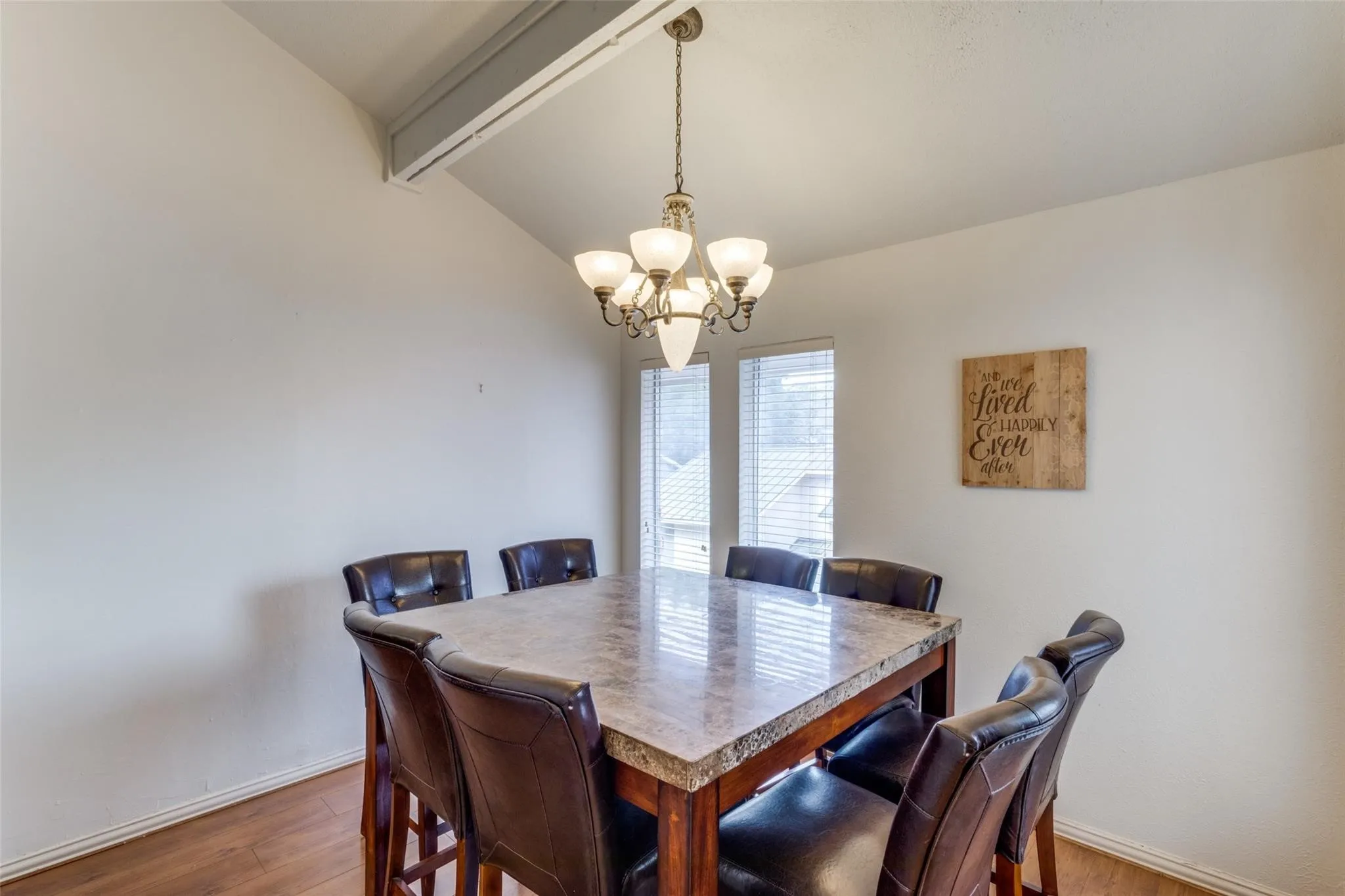 Condominium For Sale in Tarrant County , 9999 Boat Club Road 409, Fort Worth, Texas 76179, 2 Bedroom, 3 Bathroom, Garage spaces, 1,056 Sqft, built in 1970, mls#21374224, Real Estate Agent in Fort Worth, Homes For Sale in Tarrant county, Homes For Sale in Fort Worth, Realtor in Fort Worth Texas, Real Estate Brokerage Independent Realty Texas, Luminita Cordes Realtor