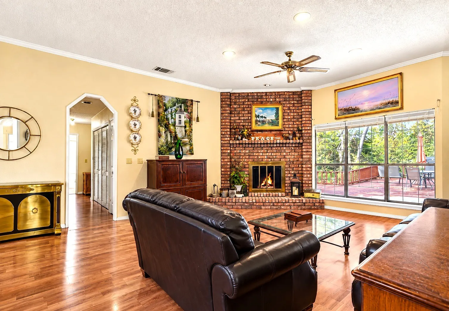 Single Family Residence For Sale in Dallas County , 5309 Deep Canyon Drive, Garland, Texas 75043, 3 Bedroom, 2 Bathroom, 2 Garage spaces, 1,996 Sqft, built in 1984, mls#21371988, Real Estate Agent in Garland, Homes For Sale in Dallas county, Homes For Sale in Garland, Realtor in Garland Texas, Real Estate Brokerage Independent Realty Texas, Luminita Cordes Realtor