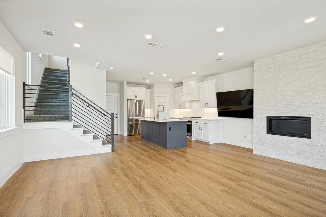This is the largest floor plan for the townhomes so you can get a LOT of space for NOT a lot of money... AND the owner pays for lawncare so you have worry free living in the #1 Master planned community with resort quality amenities