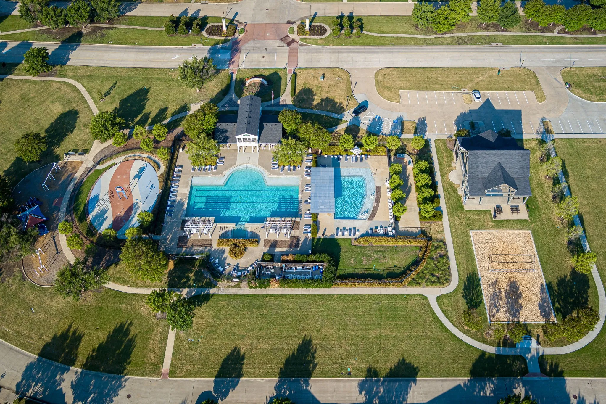 Neighborhood HOA includes community pool, splash pad, basketball court, sand volleyball court, parks, playgrounds and ponds.