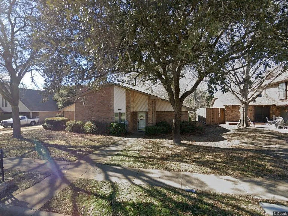 Single Family Residence For Sale in Collin County , 3017 Bandolino Lane, Plano, Texas 75075, 4 Bedroom, 2 Bathroom, 2 Garage spaces, 2,043 Sqft, built in 1979, mls#21375514, Real Estate Agent in Plano, Homes For Sale in Collin county, Homes For Sale in Plano, Realtor in Plano Texas, Real Estate Brokerage Independent Realty Texas, Luminita Cordes Realtor