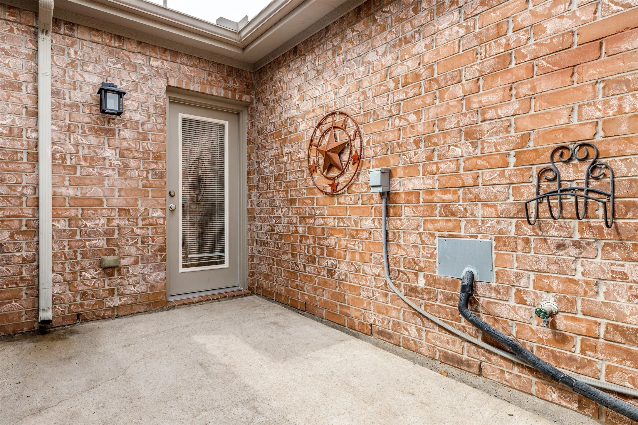 Condominium For Sale in Collin County , 575 S Virginia Hills Drive 4003, Mc Kinney, Texas 75072, 3 Bedroom, 2 Bathroom, 2 Garage spaces, 1,557 Sqft, built in 2006, mls#21379071, Real Estate Agent in Mc Kinney, Homes For Sale in Collin county, Homes For Sale in Mc Kinney, Realtor in Mc Kinney Texas, Real Estate Brokerage Independent Realty Texas, Luminita Cordes Realtor