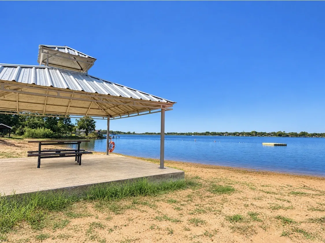 HOA amenities - East Beach