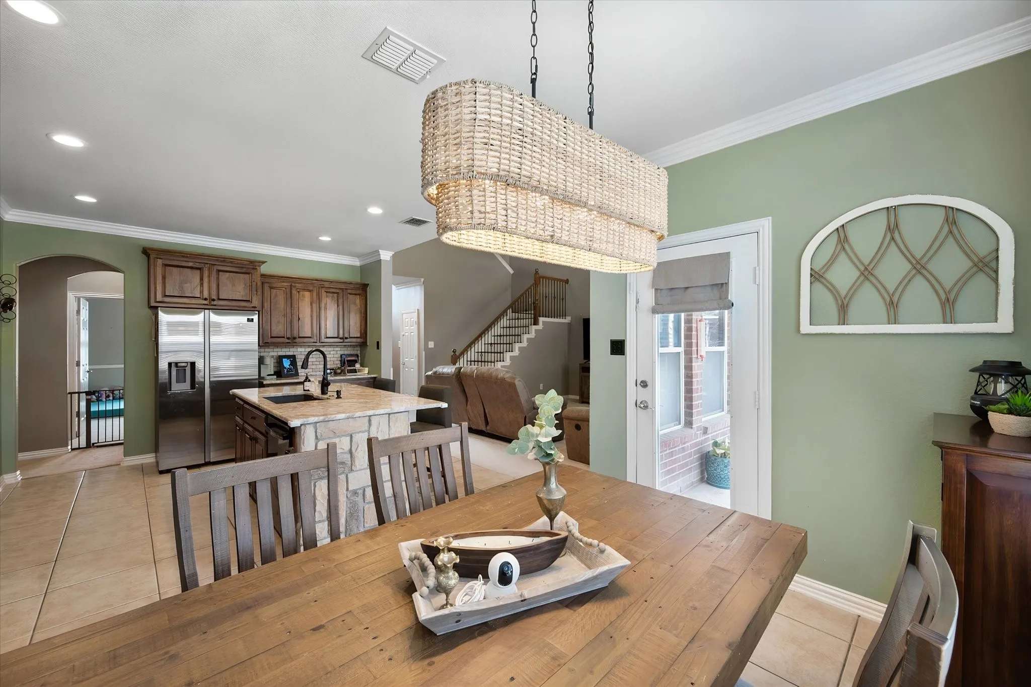 Single Family Residence For Sale in Tarrant County , 13801 Hunter Jake Drive, Fort Worth, Texas 76052, 4 Bedroom, 4 Bathroom, 2 Garage spaces, 2,965 Sqft, built in 2006, mls#21377687, Real Estate Agent in Fort Worth, Homes For Sale in Tarrant county, Homes For Sale in Fort Worth, Realtor in Fort Worth Texas, Real Estate Brokerage Independent Realty Texas, Luminita Cordes Realtor
