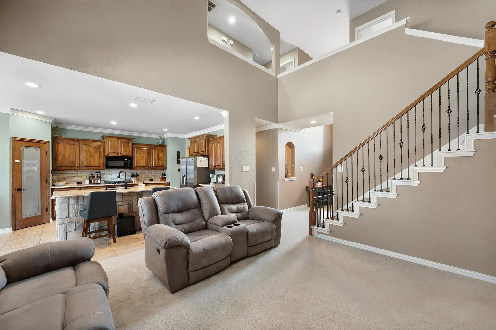 Single Family Residence For Sale in Tarrant County , 13801 Hunter Jake Drive, Fort Worth, Texas 76052, 4 Bedroom, 4 Bathroom, 2 Garage spaces, 2,965 Sqft, built in 2006, mls#21377687, Real Estate Agent in Fort Worth, Homes For Sale in Tarrant county, Homes For Sale in Fort Worth, Realtor in Fort Worth Texas, Real Estate Brokerage Independent Realty Texas, Luminita Cordes Realtor