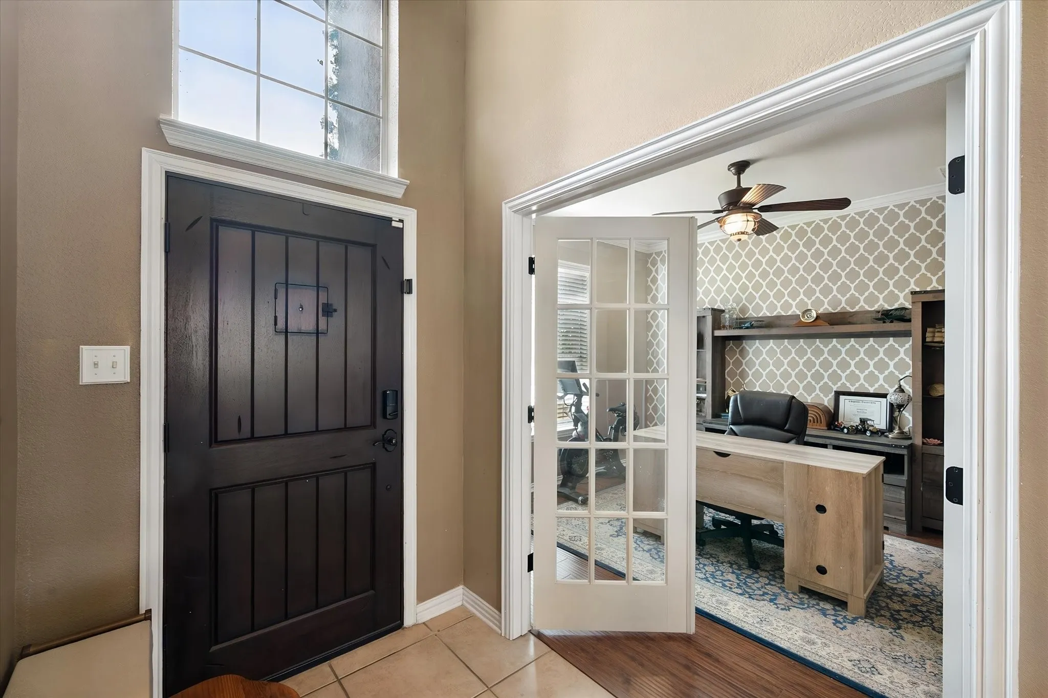 Single Family Residence For Sale in Tarrant County , 13801 Hunter Jake Drive, Fort Worth, Texas 76052, 4 Bedroom, 4 Bathroom, 2 Garage spaces, 2,965 Sqft, built in 2006, mls#21377687, Real Estate Agent in Fort Worth, Homes For Sale in Tarrant county, Homes For Sale in Fort Worth, Realtor in Fort Worth Texas, Real Estate Brokerage Independent Realty Texas, Luminita Cordes Realtor