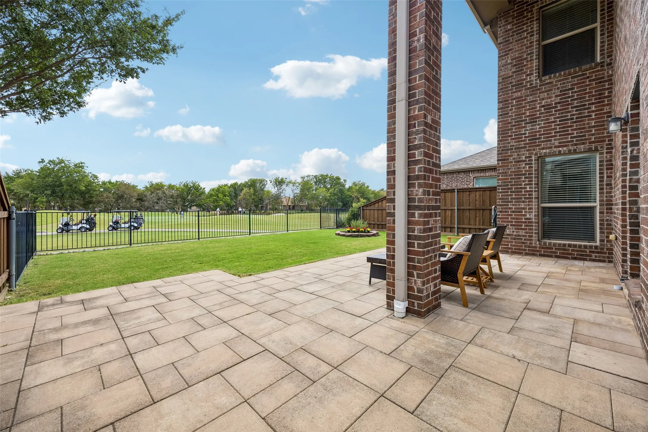 Single Family Residence For Sale in Collin County , 9709 Bardmore Place, Mc Kinney, Texas 75072, 3 Bedroom, 3 Bathroom, 2 Garage spaces, 2,643 Sqft, built in 2012, mls#21378326, Real Estate Agent in Mc Kinney, Homes For Sale in Collin county, Homes For Sale in Mc Kinney, Realtor in Mc Kinney Texas, Real Estate Brokerage Independent Realty Texas, Luminita Cordes Realtor
