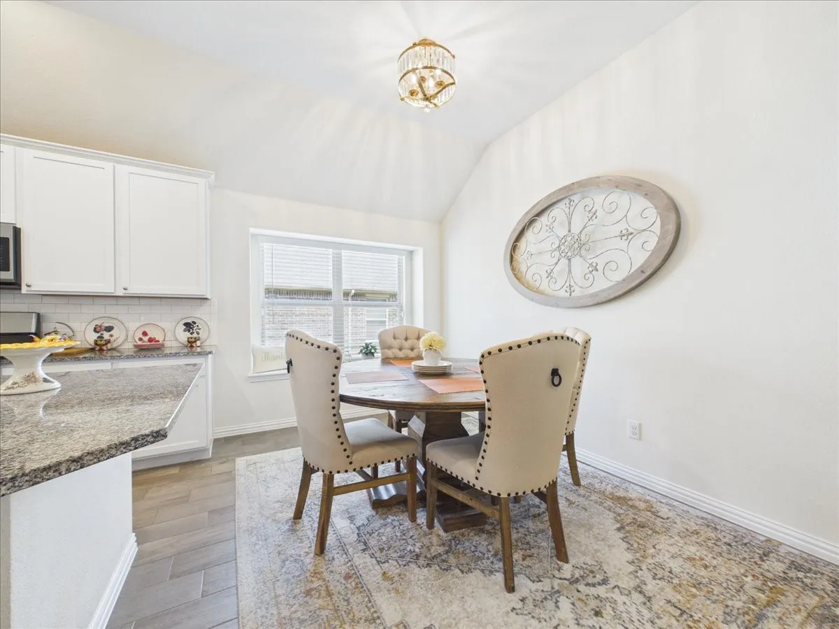 Single Family Residence For Sale in Denton County , 4709 London Avenue, Celina, Texas 76227, 3 Bedroom, 2 Bathroom, 2 Garage spaces, 1,874 Sqft, built in 2018, mls#21379136, Real Estate Agent in Celina, Homes For Sale in Denton county, Homes For Sale in Celina, Realtor in Celina Texas, Real Estate Brokerage Independent Realty Texas, Luminita Cordes Realtor