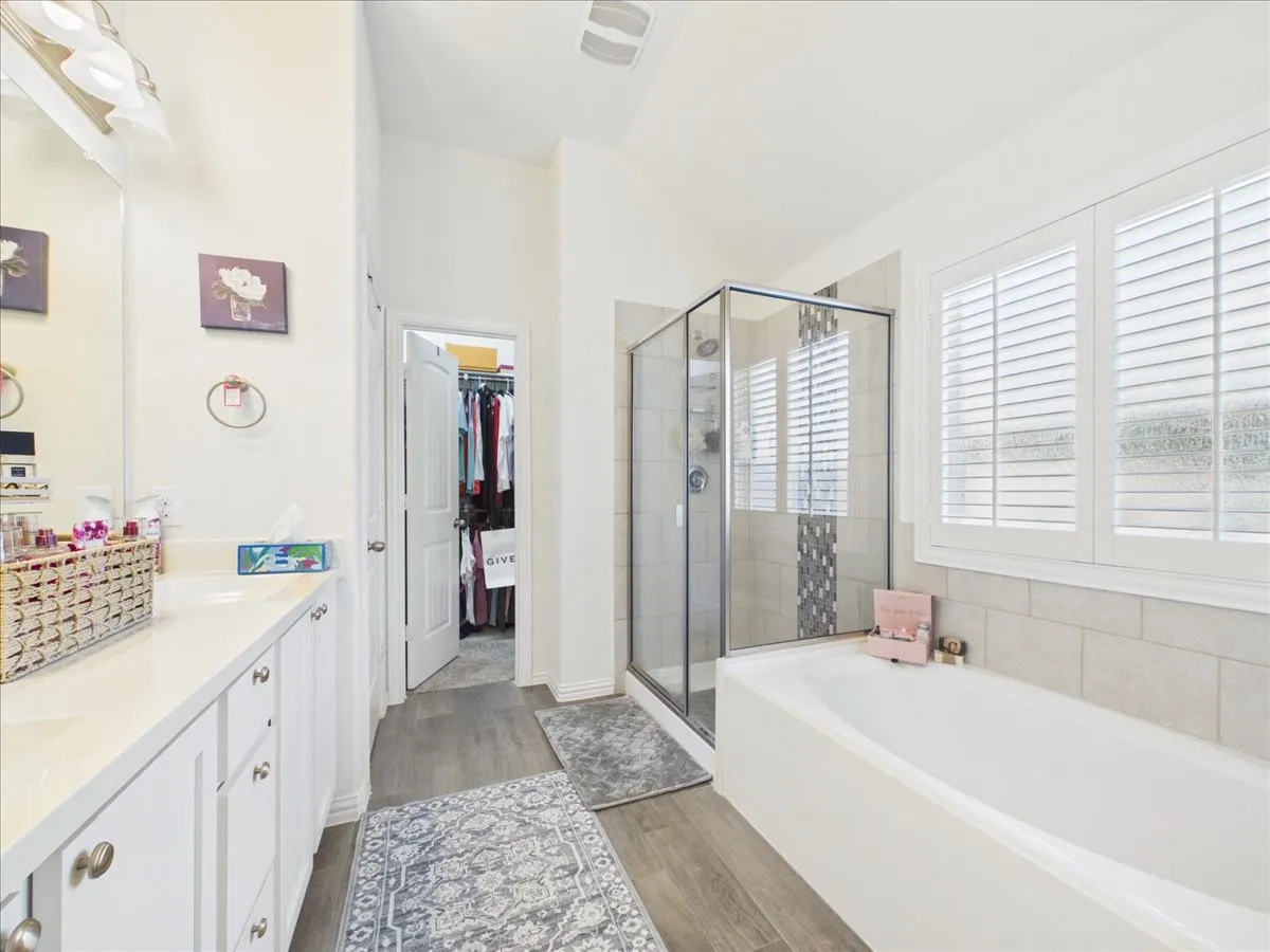 Single Family Residence For Sale in Denton County , 4709 London Avenue, Celina, Texas 76227, 3 Bedroom, 2 Bathroom, 2 Garage spaces, 1,874 Sqft, built in 2018, mls#21379136, Real Estate Agent in Celina, Homes For Sale in Denton county, Homes For Sale in Celina, Realtor in Celina Texas, Real Estate Brokerage Independent Realty Texas, Luminita Cordes Realtor