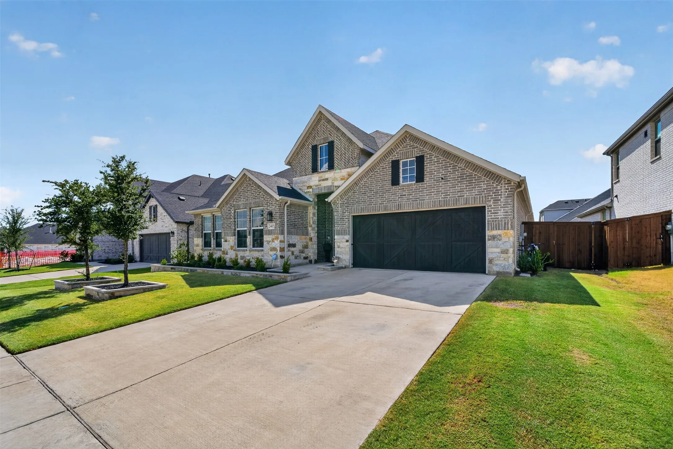 Single Family Residence For Sale in Ellis County , 2405 Long Horizon Lane, Midlothian, Texas 76065, 3 Bedroom, 2 Bathroom, 3 Garage spaces, 2,583 Sqft, built in 2024, mls#21378547, Real Estate Agent in Midlothian, Homes For Sale in Ellis county, Homes For Sale in Midlothian, Realtor in Midlothian Texas, Real Estate Brokerage Independent Realty Texas, Luminita Cordes Realtor