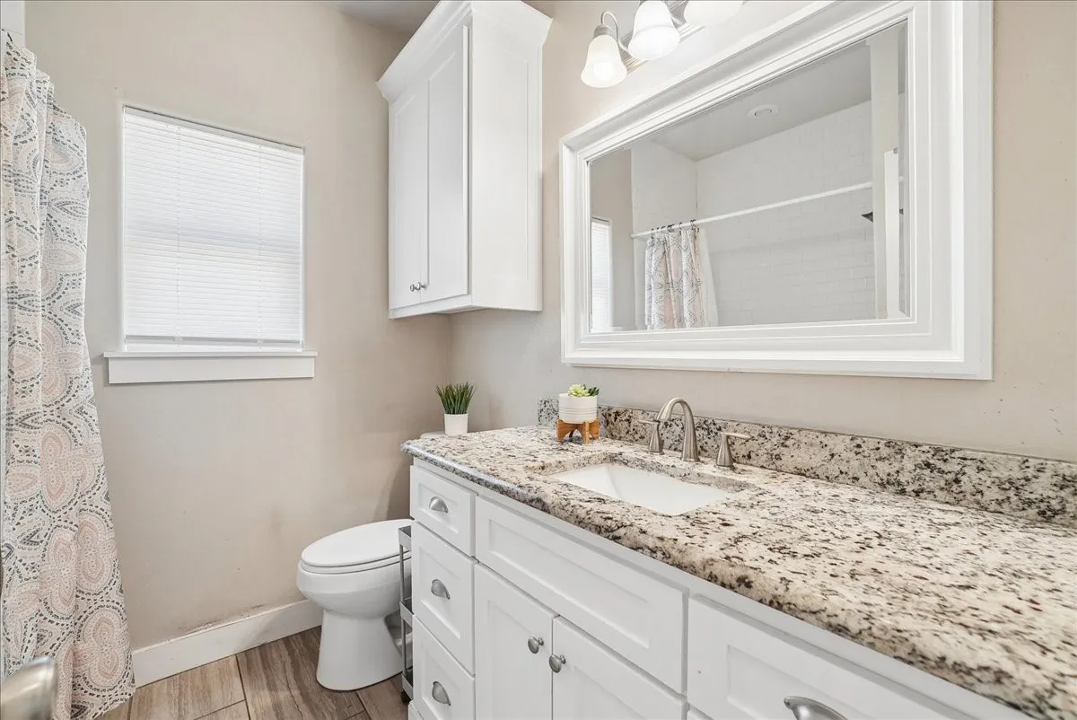 Single Family Residence For Sale in Henderson County , 109 Springleaf Lane, Mabank, Texas 75147, 3 Bedroom, 2 Bathroom, 2 Garage spaces, 1,575 Sqft, built in 2019, mls#21379137, Real Estate Agent in Mabank, Homes For Sale in Henderson county, Homes For Sale in Mabank, Realtor in Mabank Texas, Real Estate Brokerage Independent Realty Texas, Luminita Cordes Realtor