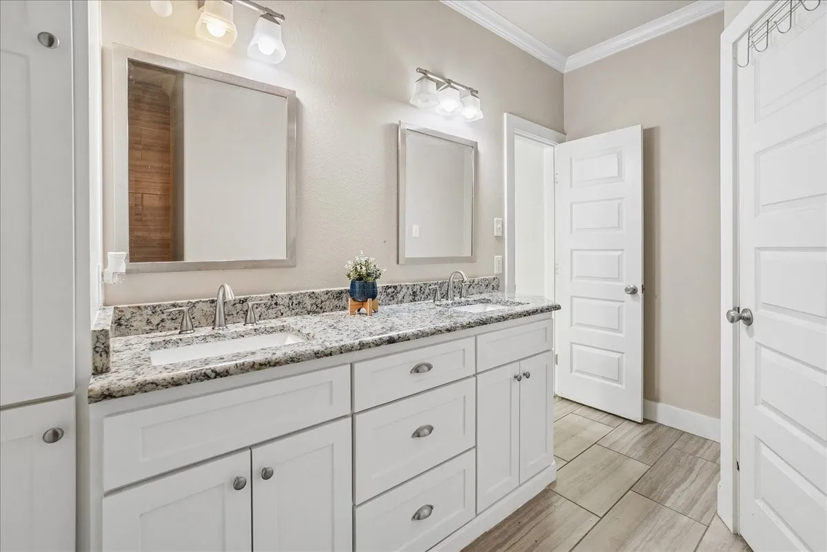 Single Family Residence For Sale in Henderson County , 109 Springleaf Lane, Mabank, Texas 75147, 3 Bedroom, 2 Bathroom, 2 Garage spaces, 1,575 Sqft, built in 2019, mls#21379137, Real Estate Agent in Mabank, Homes For Sale in Henderson county, Homes For Sale in Mabank, Realtor in Mabank Texas, Real Estate Brokerage Independent Realty Texas, Luminita Cordes Realtor