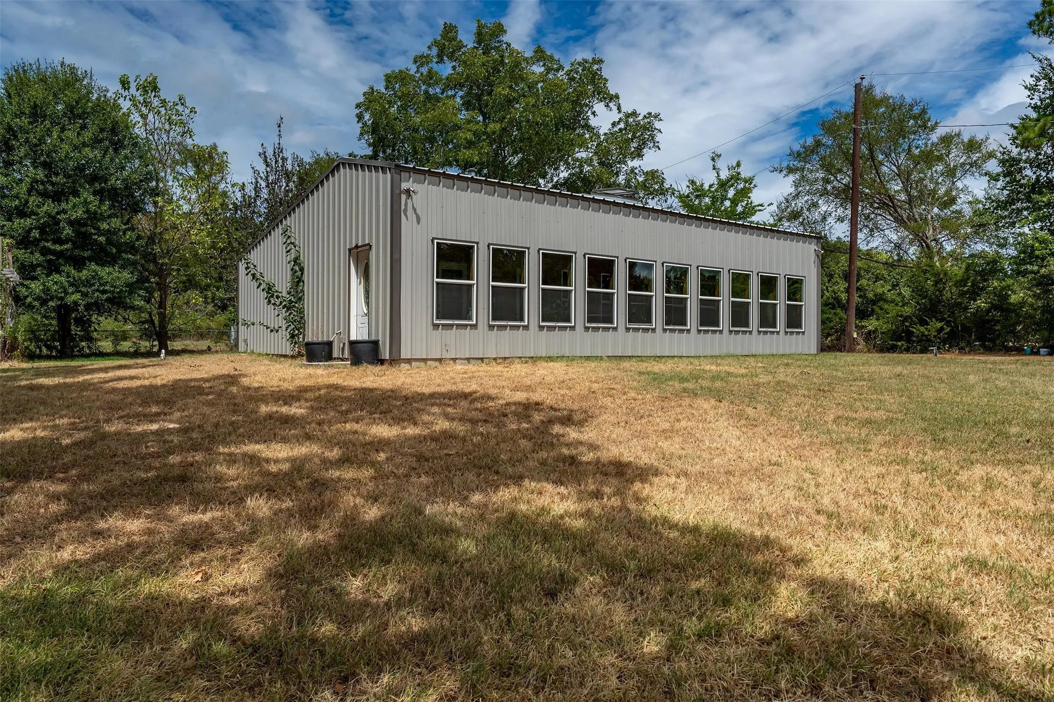 Single Family Residence For Sale in Anderson County , 6899 TX-19 Highway, Palestine, Texas 75803, 3 Bedroom, 2 Bathroom, Garage spaces, 1,350 Sqft, built in 2021, mls#21379147, Real Estate Agent in Palestine, Homes For Sale in Anderson county, Homes For Sale in Palestine, Realtor in Palestine Texas, Real Estate Brokerage Independent Realty Texas, Luminita Cordes Realtor