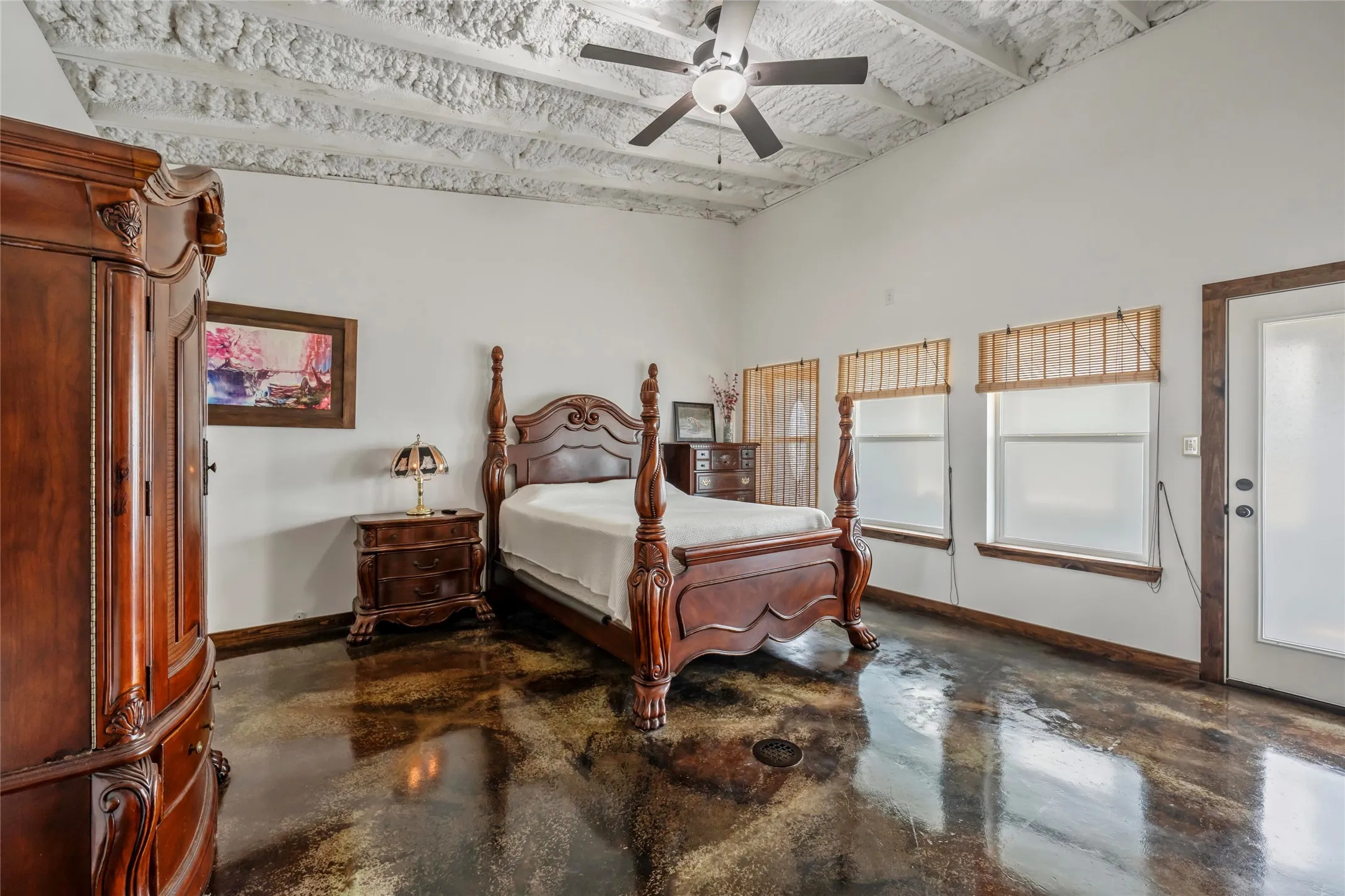 Single Family Residence For Sale in Anderson County , 6899 TX-19 Highway, Palestine, Texas 75803, 3 Bedroom, 2 Bathroom, Garage spaces, 1,350 Sqft, built in 2021, mls#21379147, Real Estate Agent in Palestine, Homes For Sale in Anderson county, Homes For Sale in Palestine, Realtor in Palestine Texas, Real Estate Brokerage Independent Realty Texas, Luminita Cordes Realtor