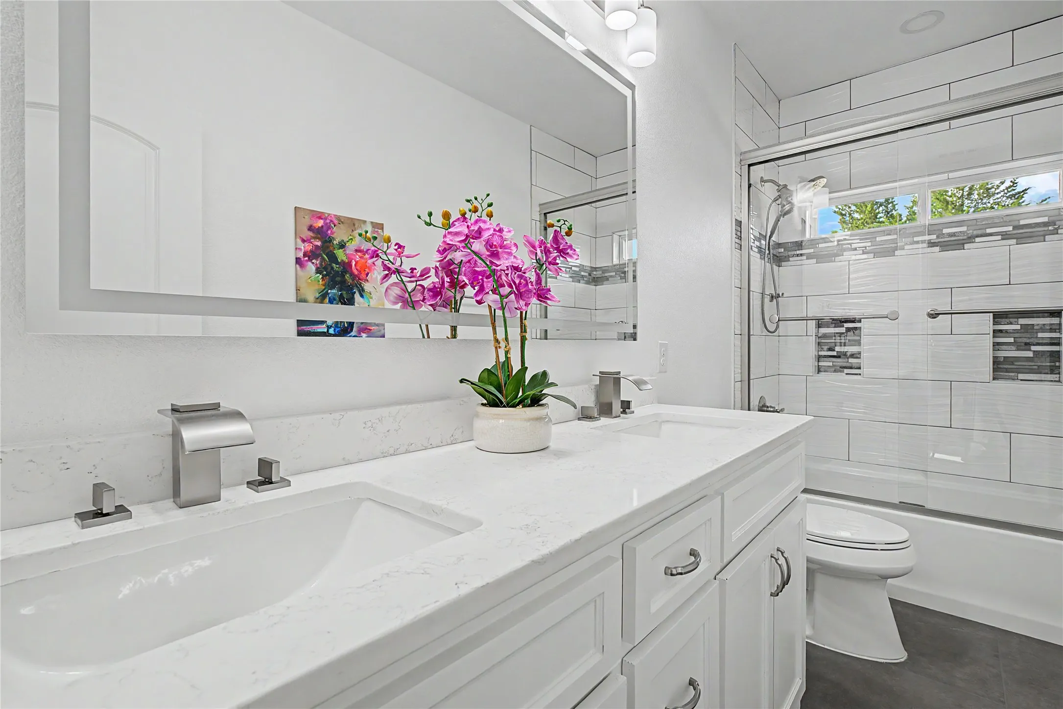 Single Family Residence For Sale in Collin County , 8615 County Road 534, Whitewright, Texas 75491, 4 Bedroom, 4 Bathroom, 3 Garage spaces, 3,040 Sqft, built in 2024, mls#21378733, Real Estate Agent in Whitewright, Homes For Sale in Collin county, Homes For Sale in Whitewright, Realtor in Whitewright Texas, Real Estate Brokerage Independent Realty Texas, Luminita Cordes Realtor