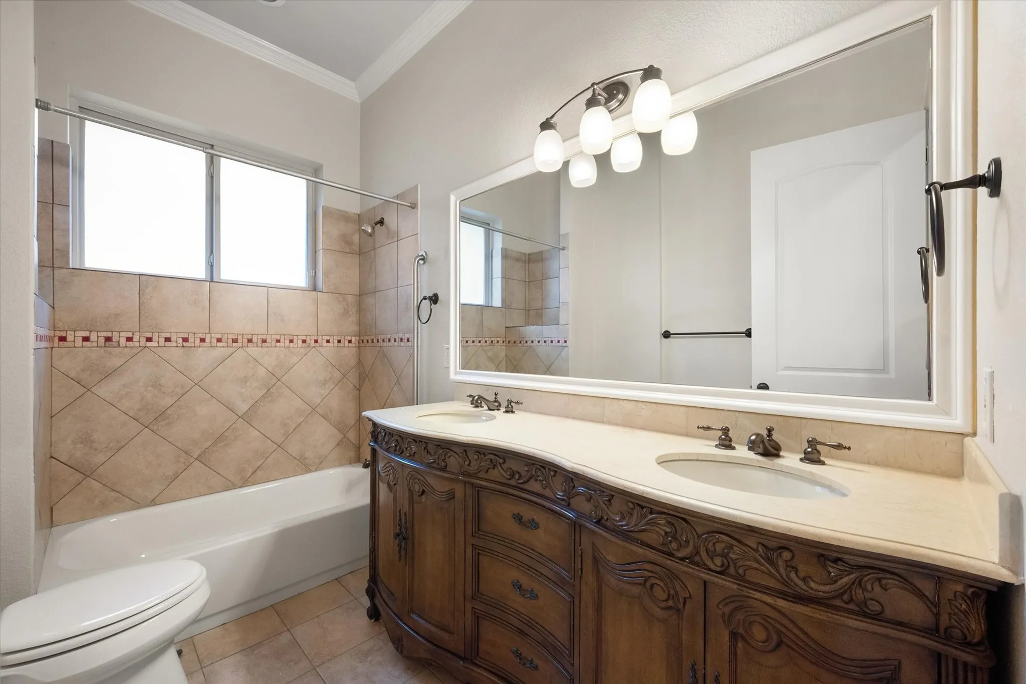 Single Family Residence For Sale in Tarrant County , 2509 Thoroughbred Lane, Mansfield, Texas 76063, 3 Bedroom, 3 Bathroom, 2 Garage spaces, 2,536 Sqft, built in 2009, mls#21375748, Real Estate Agent in Mansfield, Homes For Sale in Tarrant county, Homes For Sale in Mansfield, Realtor in Mansfield Texas, Real Estate Brokerage Independent Realty Texas, Luminita Cordes Realtor